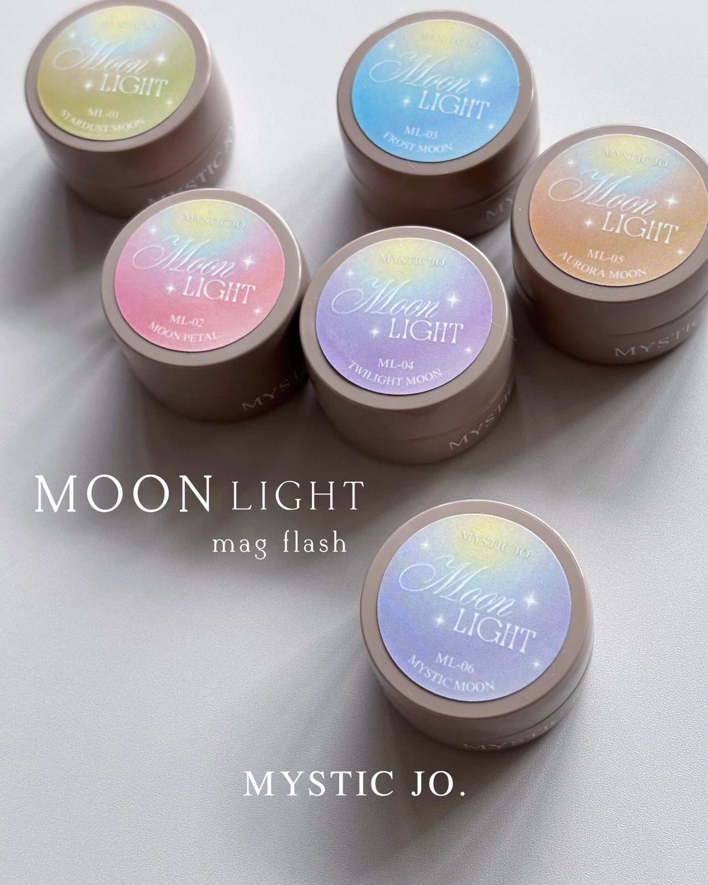 sato 🕊 self nail🫧🤍 on LIPS 「MOONLIGHTmagflash🌔💫ぽわんと月が輝くようなマ..」(5枚目)