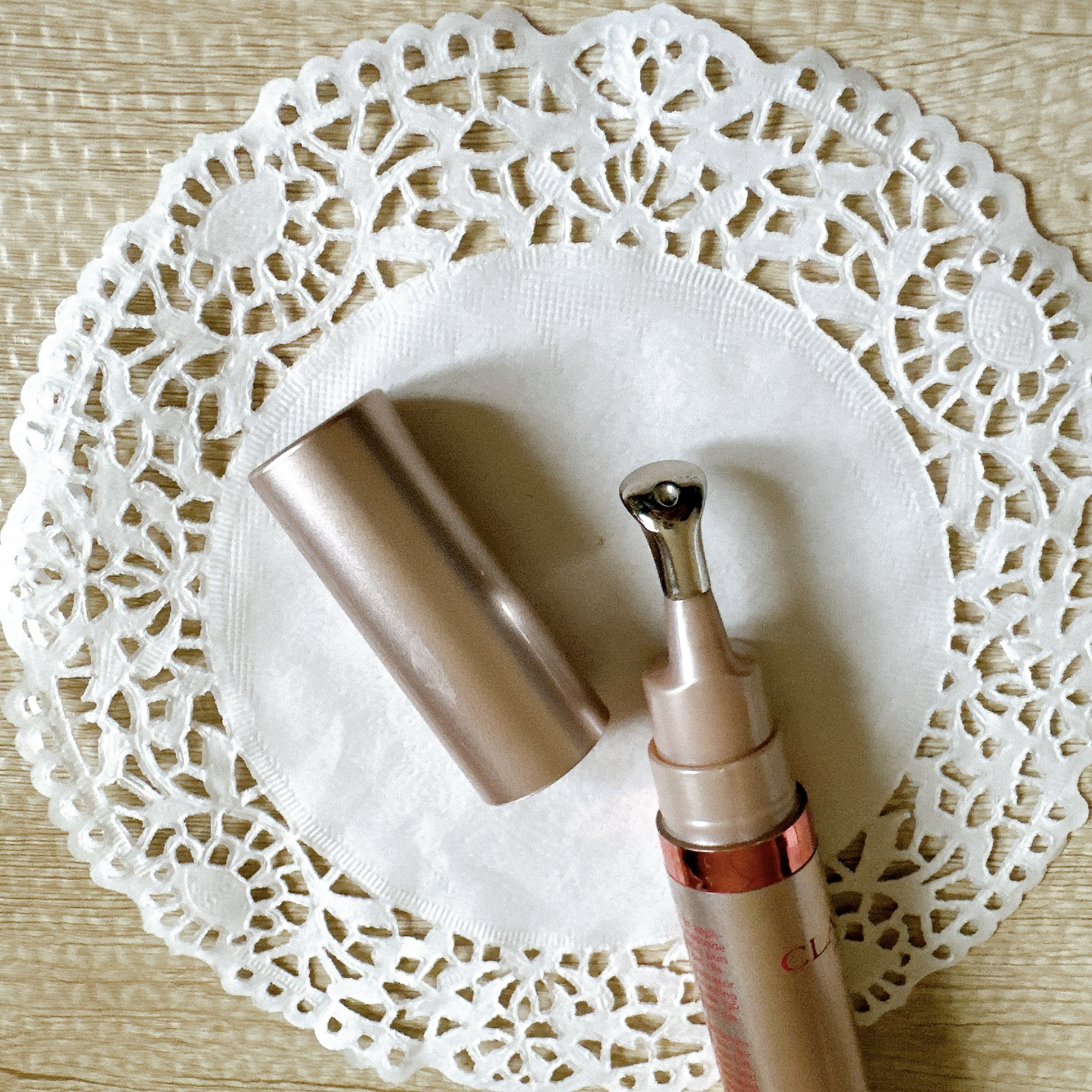 グラン アイ セラム V/CLARINS/アイケア・アイクリームを使ったクチコミ（3枚目）