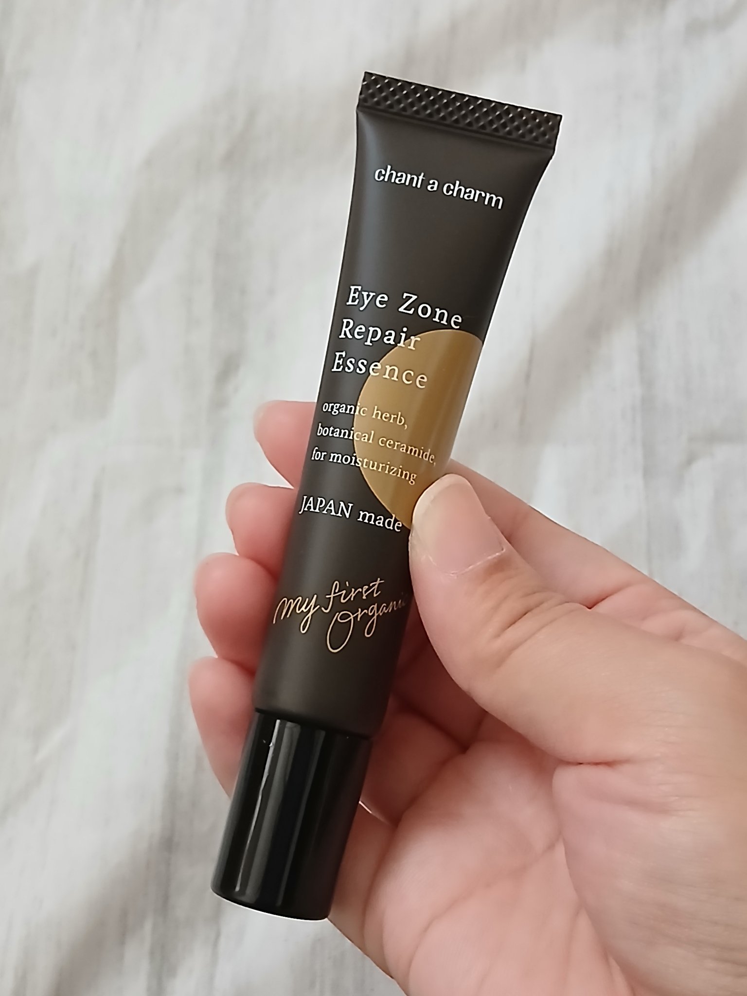 chant a charm  アイゾーンリペアエッセンスのクチコミ「
11/14新作発売
チャントアチャーム
アイゾーンリペアエッセンス

乾燥小じわ、ハリ不足、.....」（1枚目）