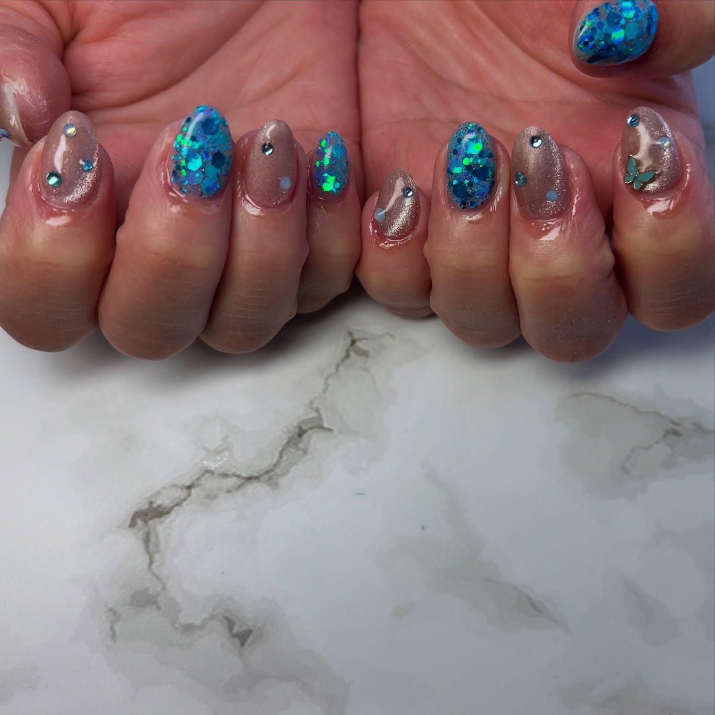 #ネイル,#ニュアンスネイル,#ジェルネイル,#ギャルネイル,#ネイル,#城陽ネイルのネイルデザイン