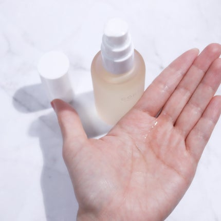 スタイリングオイル<ナチュラル&ライトウェット>/COHARU/ヘアオイルを使ったクチコミ(2枚目)