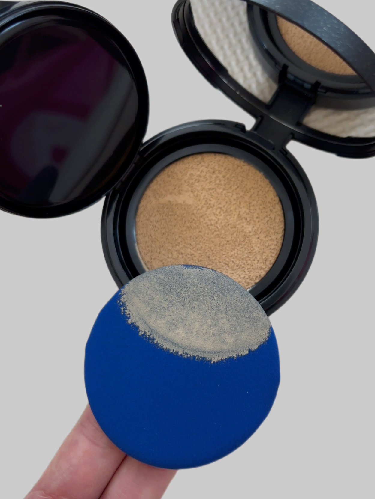 ベルベットジュエルクッション/BIVABOO/クッションファンデーションを使ったクチコミ（3枚目）