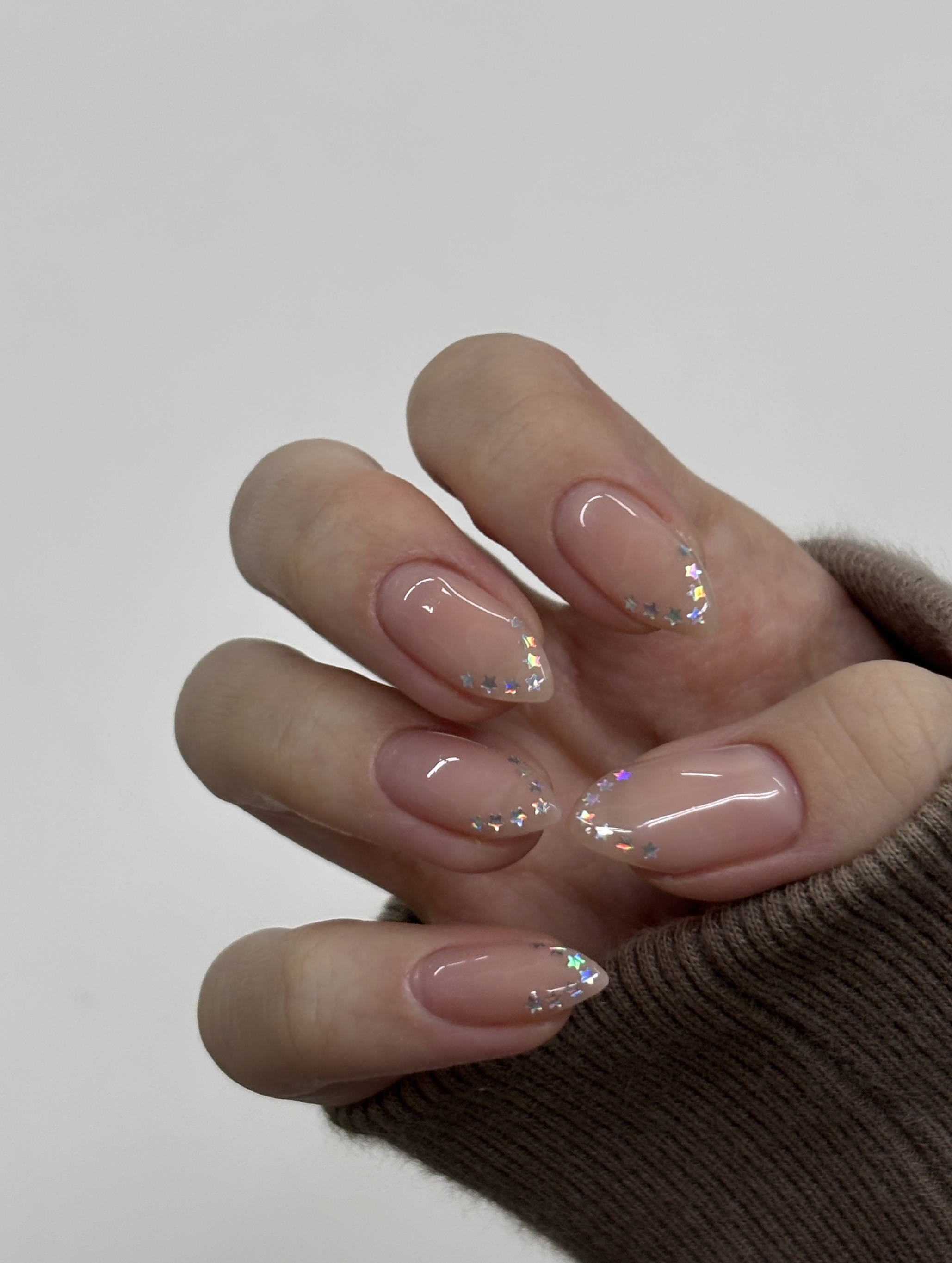 #セルフネイル,#セリアジェルネイル,#キャンドゥジェルネイル,#プチプラネイル,#韓国ネイル,#セルフネイル,#ホログラムネイル,#スパンコールネイル,#ラインストーンネイル,#y2kネイル,#フレンチネイルのネイルデザイン