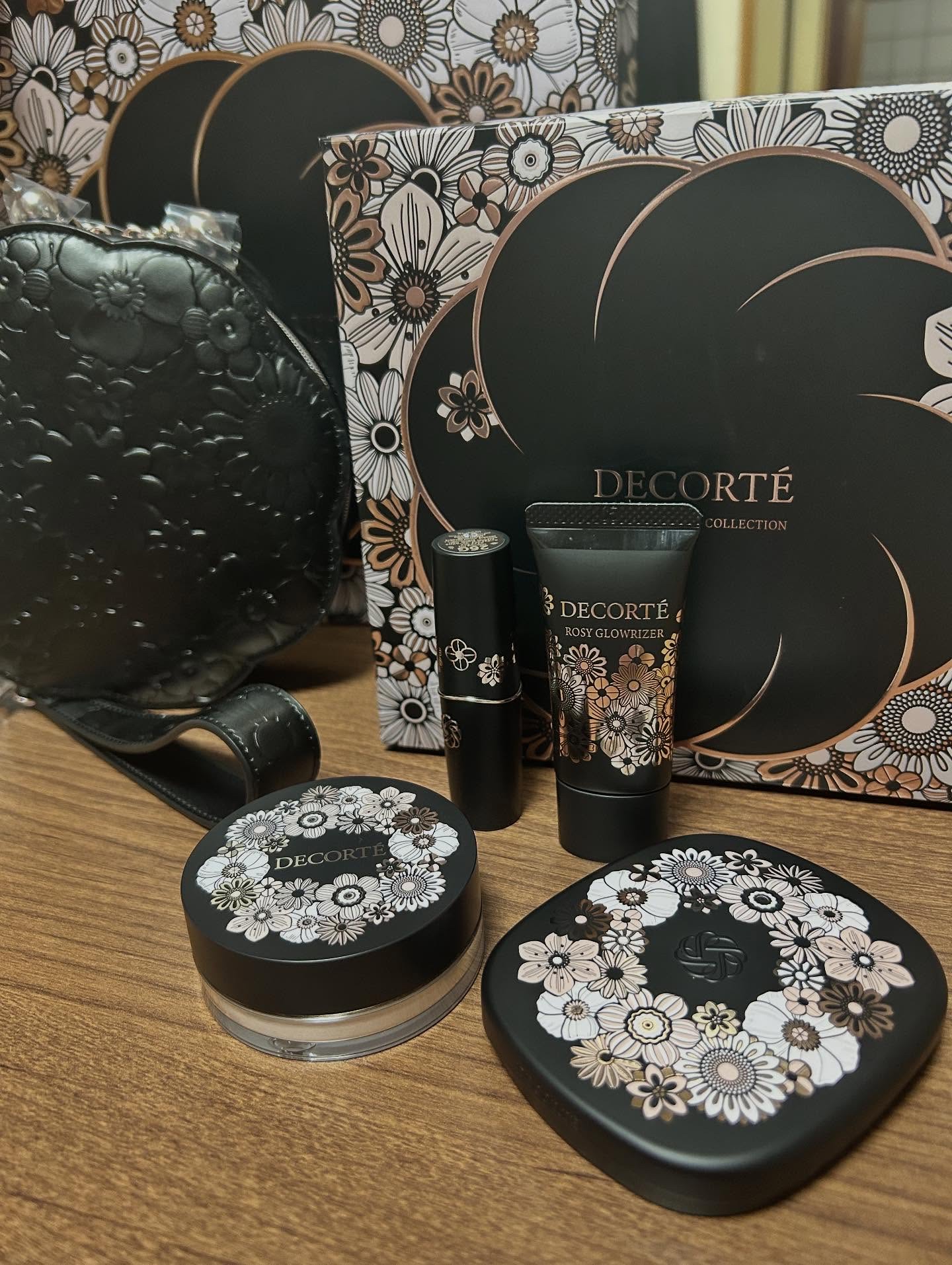 エターナル ブルーム コレクション/DECORTÉ/メイクアップキットを使ったクチコミ（1枚目）