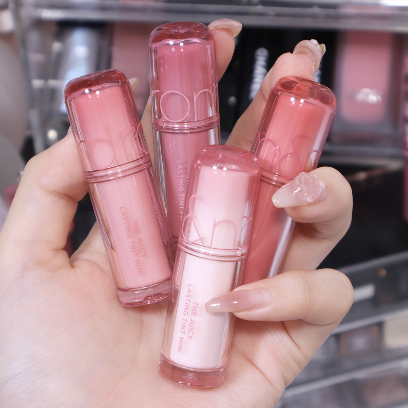 ザ ジューシーラスティングティント M23 ピーチピーチミー(ミニ)/rom&nd/リップティントを使ったクチコミ（1枚目）