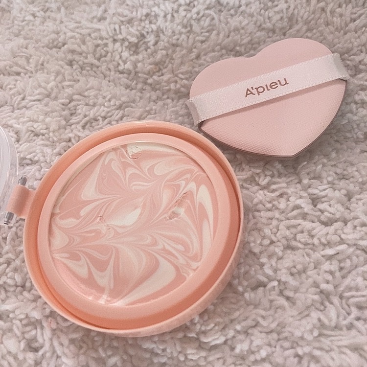 ジューシーパン スキンケアプライマー PT レフィル(ピーチティーの香り)(限定)/A’pieu/化粧下地を使ったクチコミ（2枚目）