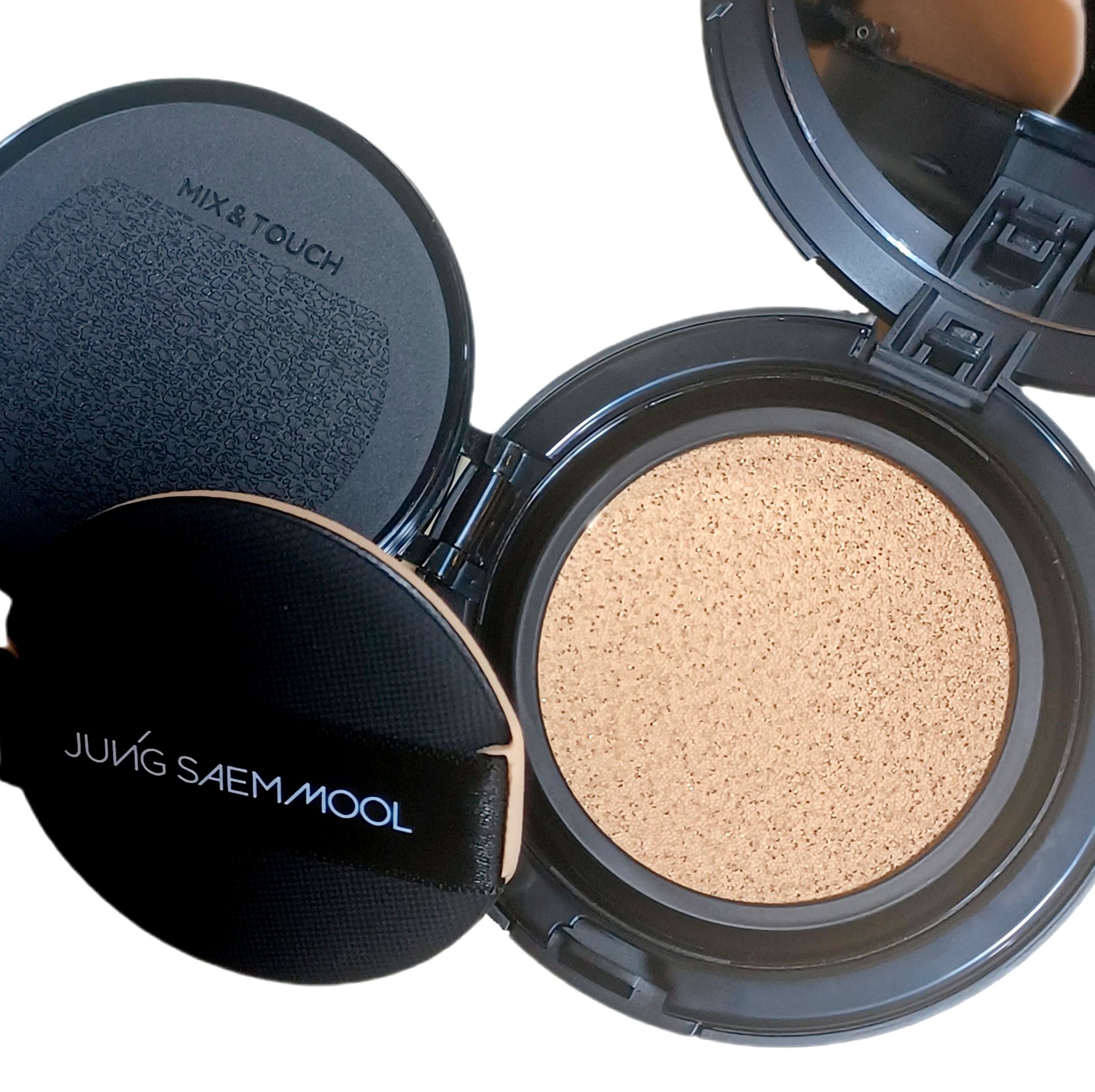 エッセンシャル スキン ヌーダー クッション Fair Light(本体+リフィル)/JUNG SAEM MOOL/クッションファンデーションを使ったクチコミ（2枚目）