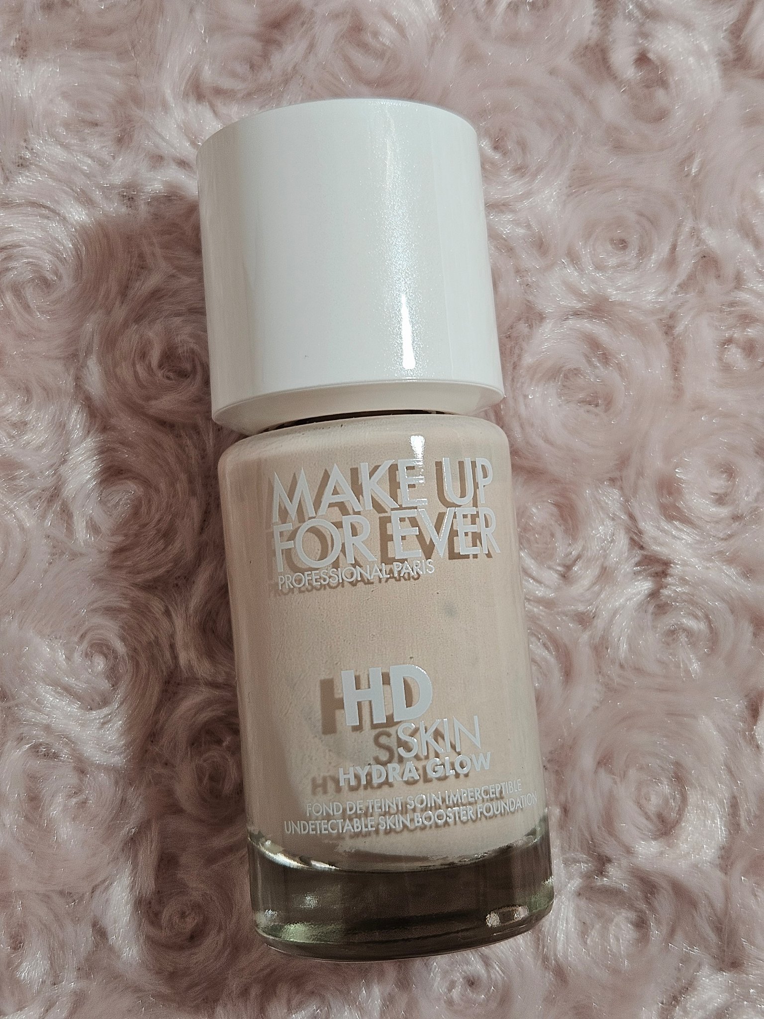 HDスキン ハイドラ グロウ ファンデーション 1N00 アラバスター/MAKE UP FOR EVER/リキッドファンデーションを使ったクチコミ（1枚目）
