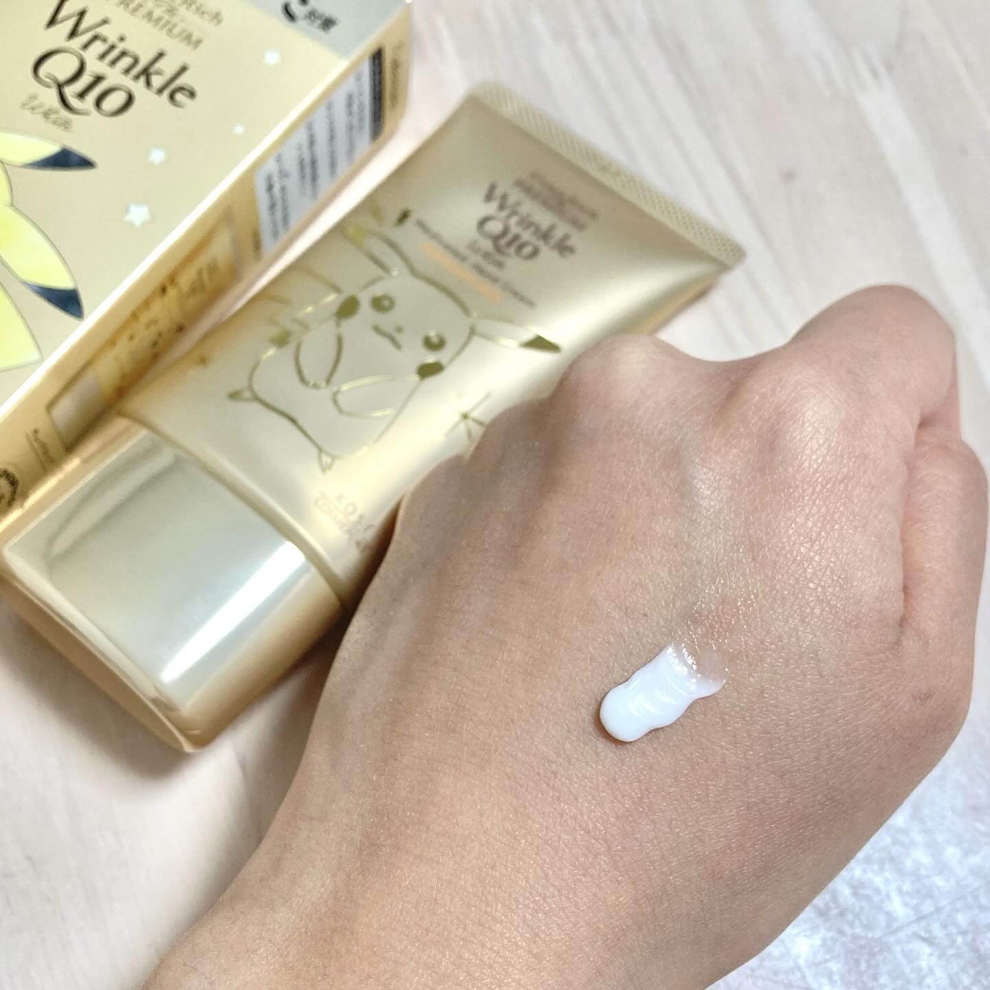 コエンリッチ　ザ　プレミアム  薬用リンクルホワイト　ハンドクリーム  金木犀の香り 【医薬部外品】/コエンリッチQ10/ハンドクリームを使ったクチコミ（2枚目）