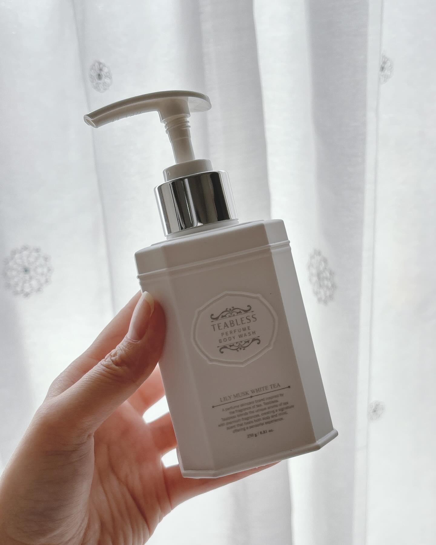 パフュームボディウォッシュ リリームスクホワイトティー/TEABLESS/ボディソープを使ったクチコミ（1枚目）