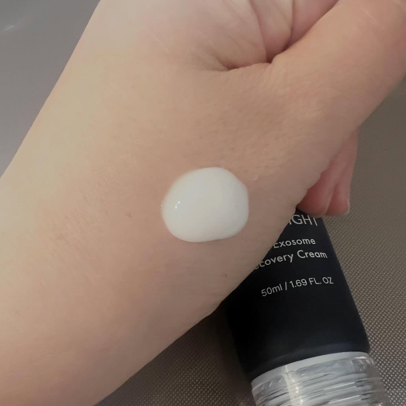 グッドナイト シカ エクソソーム リカバリーアンプルクリーム/12EST/フェイスクリームを使ったクチコミ(3枚目)