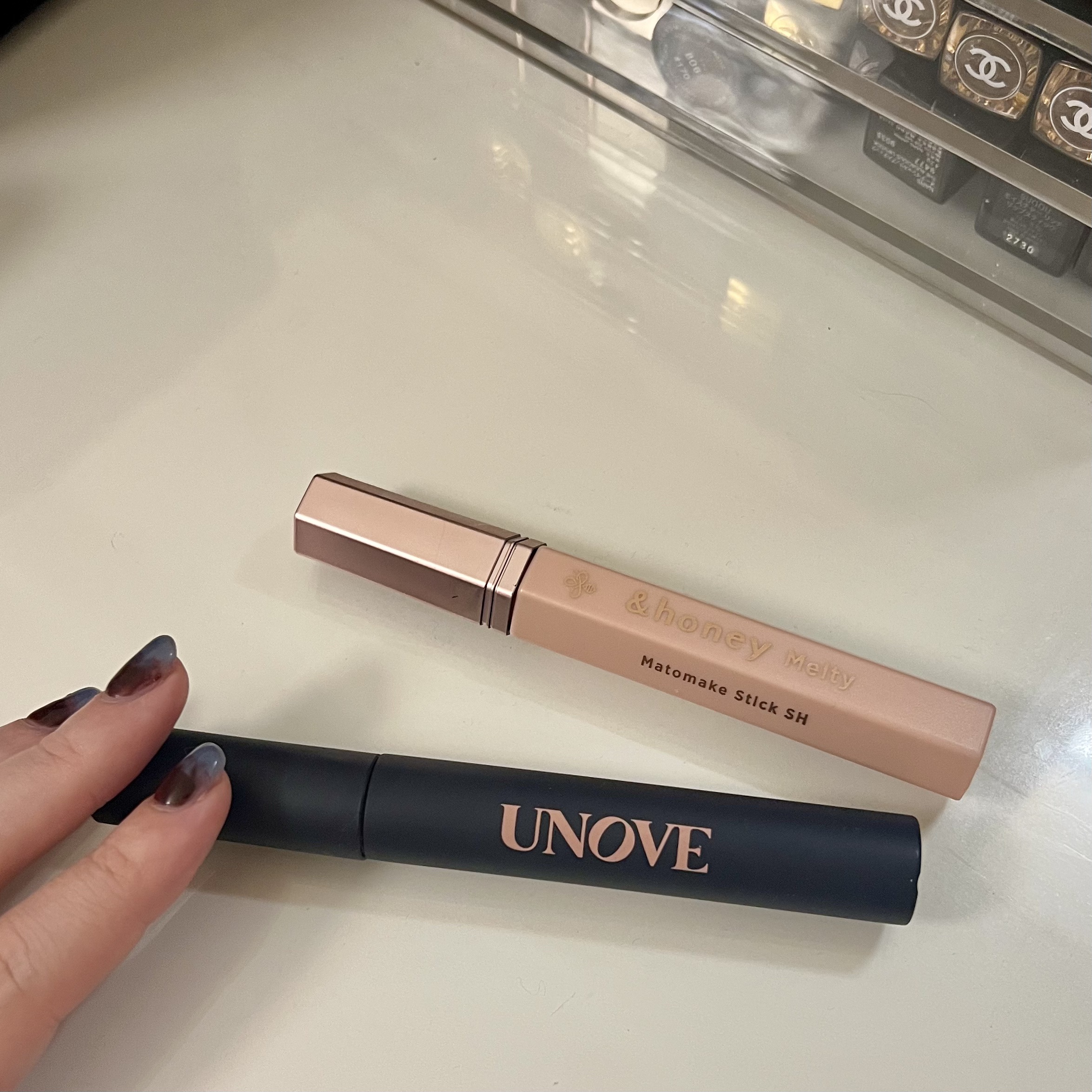 アンドハニー メルティ マトメイクスティック スーパーホールド 4.0/&honey/ヘアジェルを使ったクチコミ（1枚目）