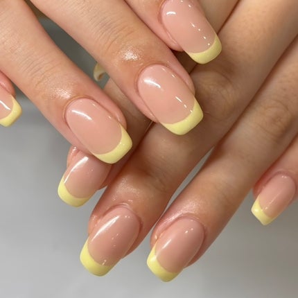 𐔌՞ . .՞ 𐦯 on LIPS 「✨️#ネイル#ジェルネイル#垢抜け#ネイルケア#キラキラネイル..」(1枚目)