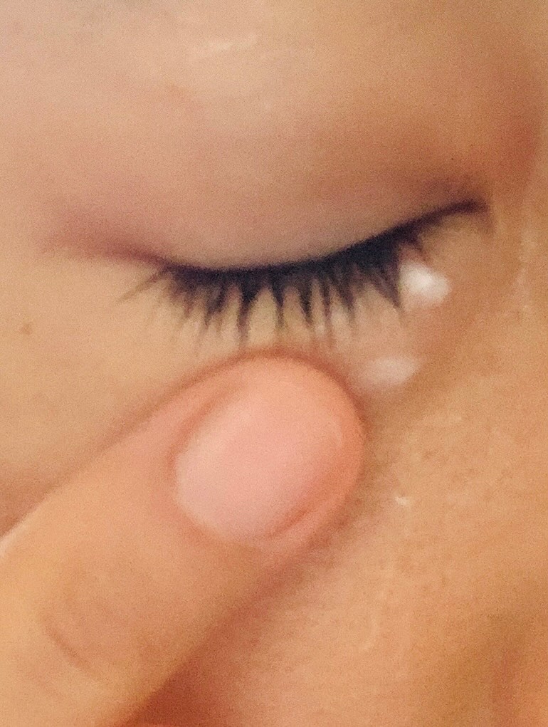 モフモフレンズ 薬用美白アイクリーム/明色/アイケア・アイクリームを使ったクチコミ（3枚目）