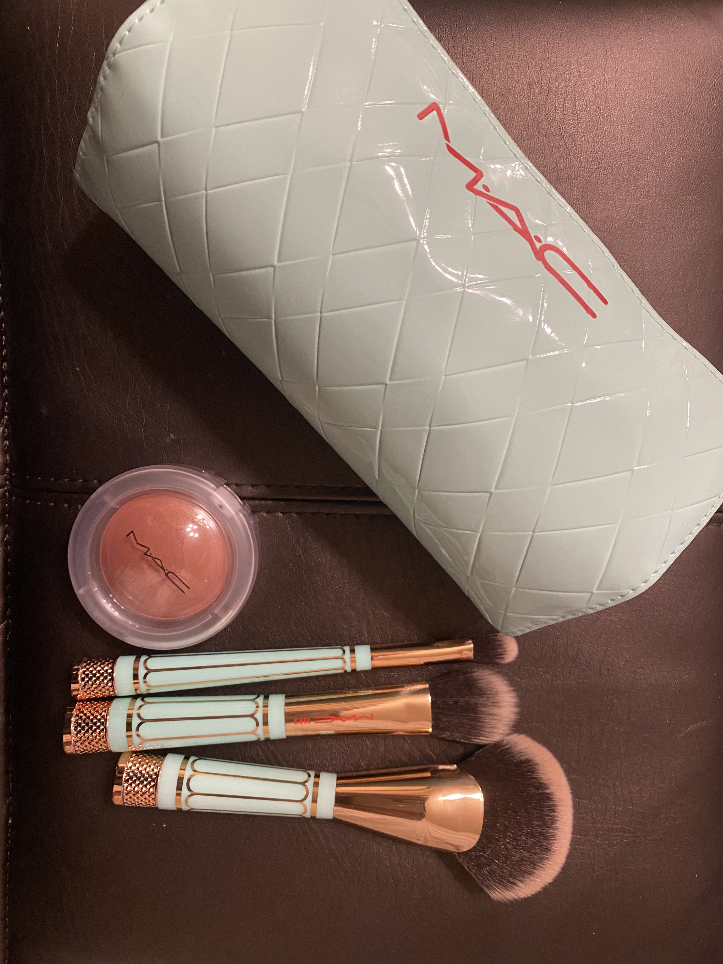 マック オブ オール トレード ブラシ キット/M・A・C/その他キットセットを使ったクチコミ（1枚目）