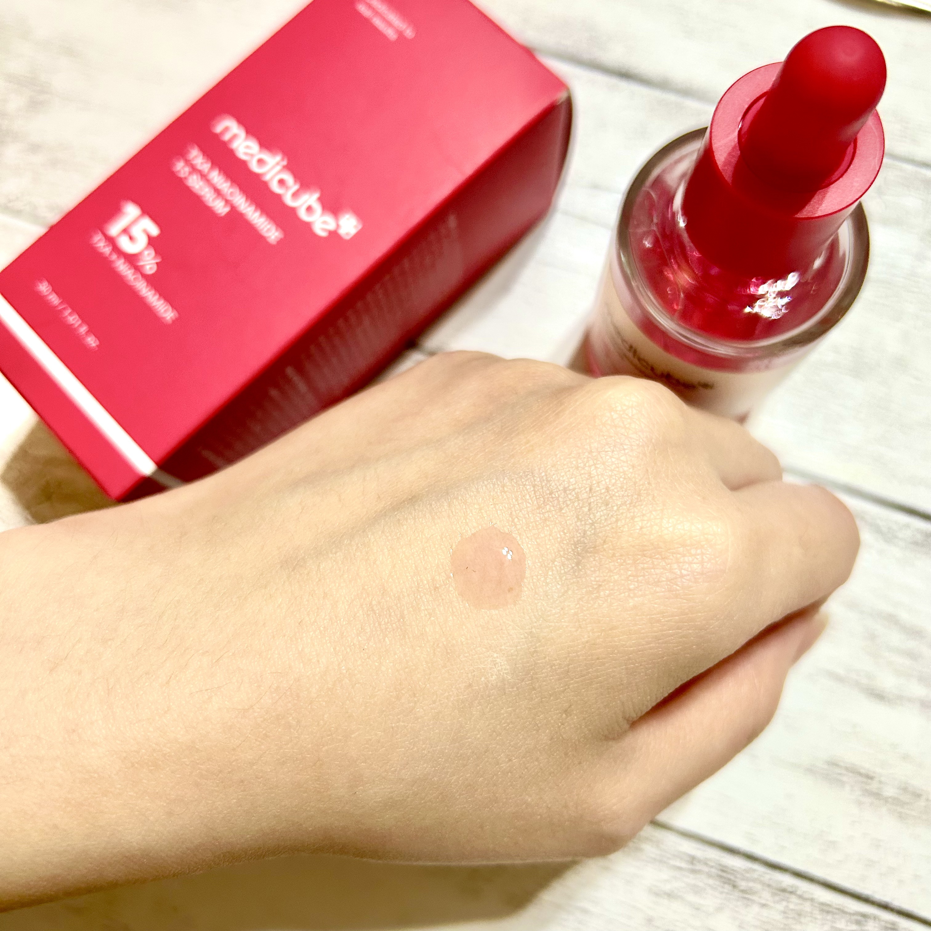 TXAナイアシンアミド15セラム/MEDICUBE/美容液を使ったクチコミ（3枚目）