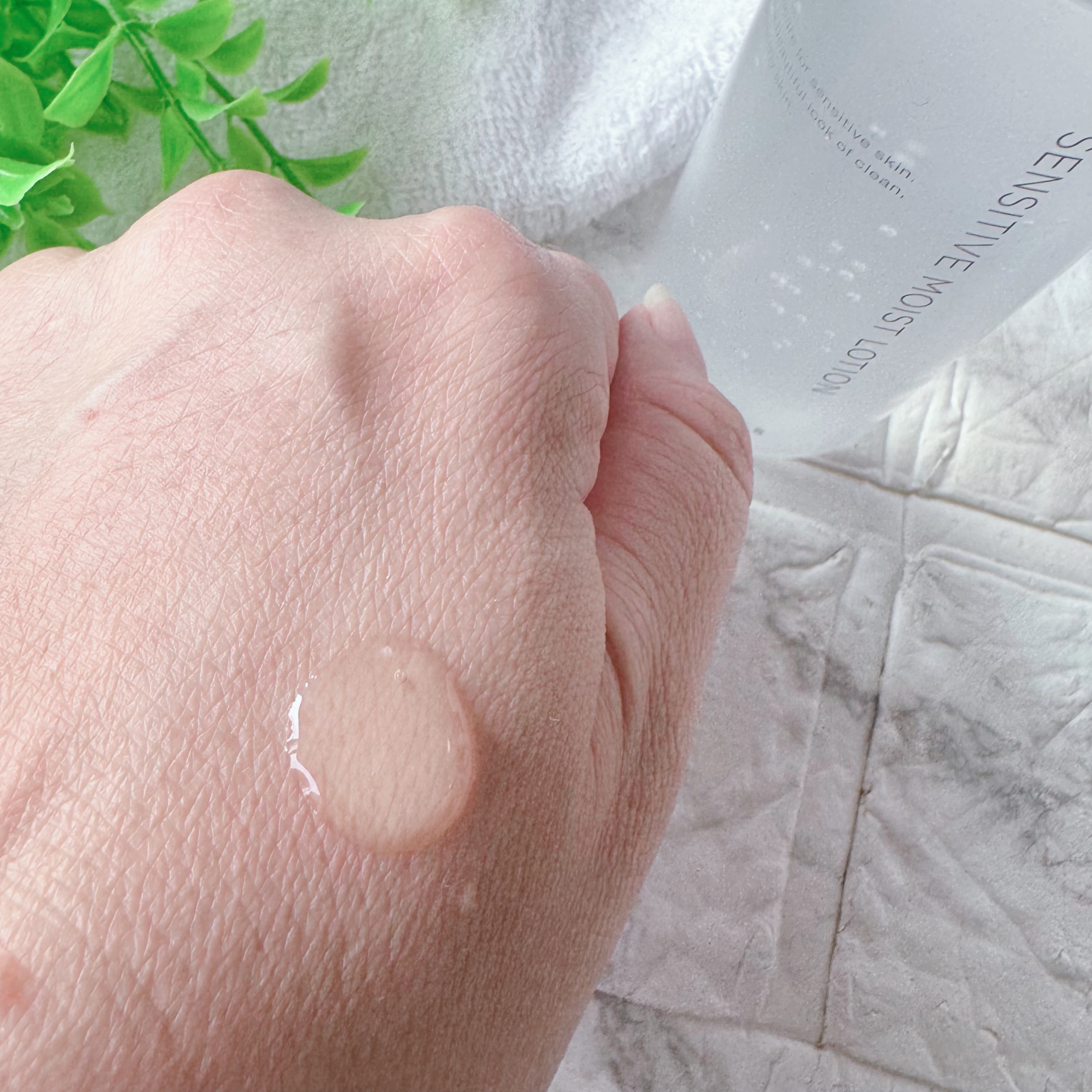 Nude センシティブモイストローション/ONLY MINERALS/化粧水を使ったクチコミ（3枚目）