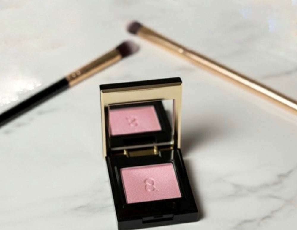 モノ ルック アイズ/SUQQU/単色アイシャドウを使ったクチコミ(4枚目)