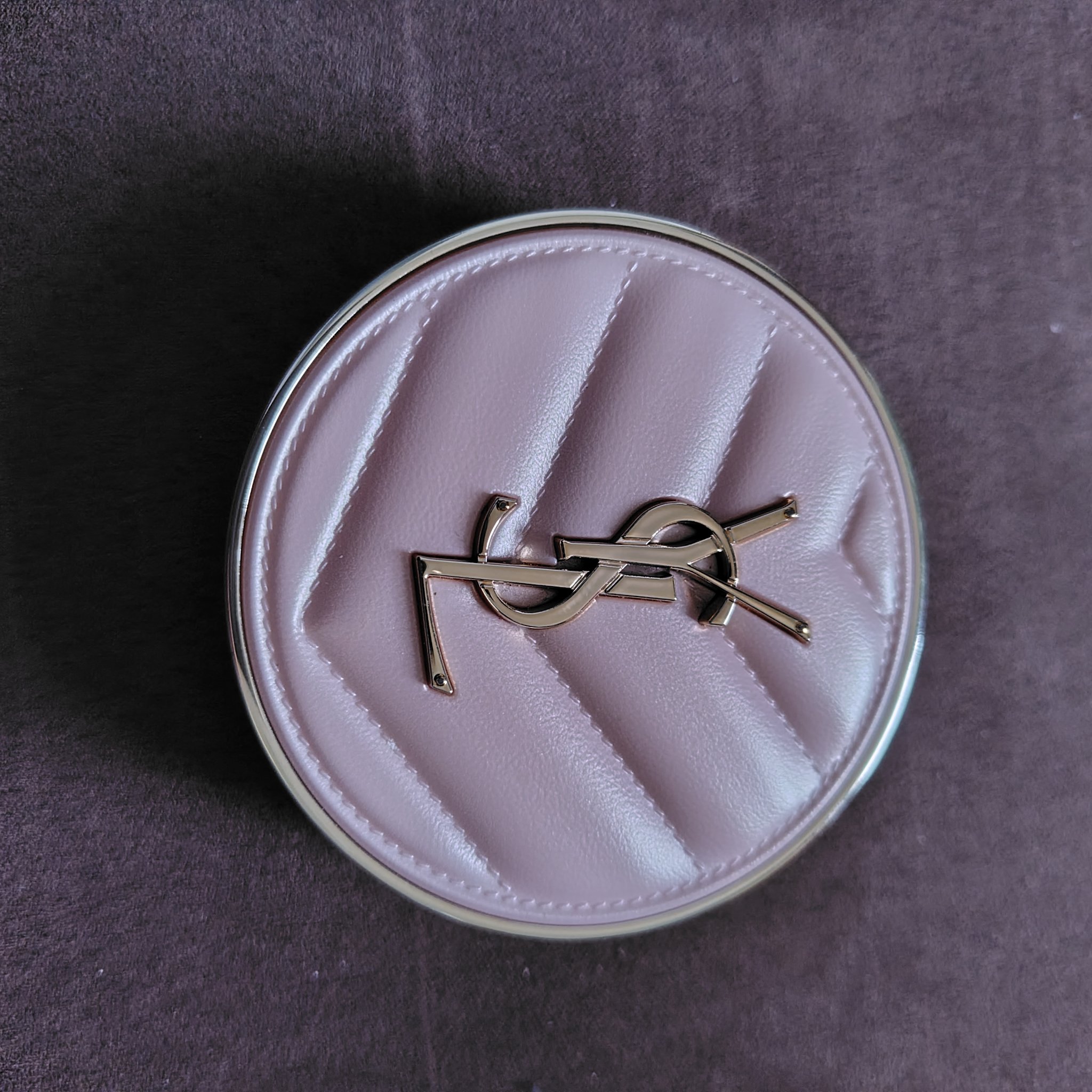 ラディアント タッチ グロウパクト B20/YVES SAINT LAURENT BEAUTE/クッションファンデーションを使ったクチコミ（1枚目）