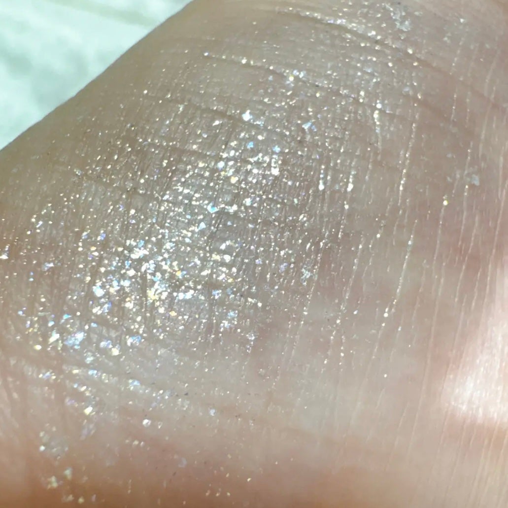 アミュチア セレクトタッチアイシャドウ/クラブ/リキッドアイシャドウを使ったクチコミ(4枚目)