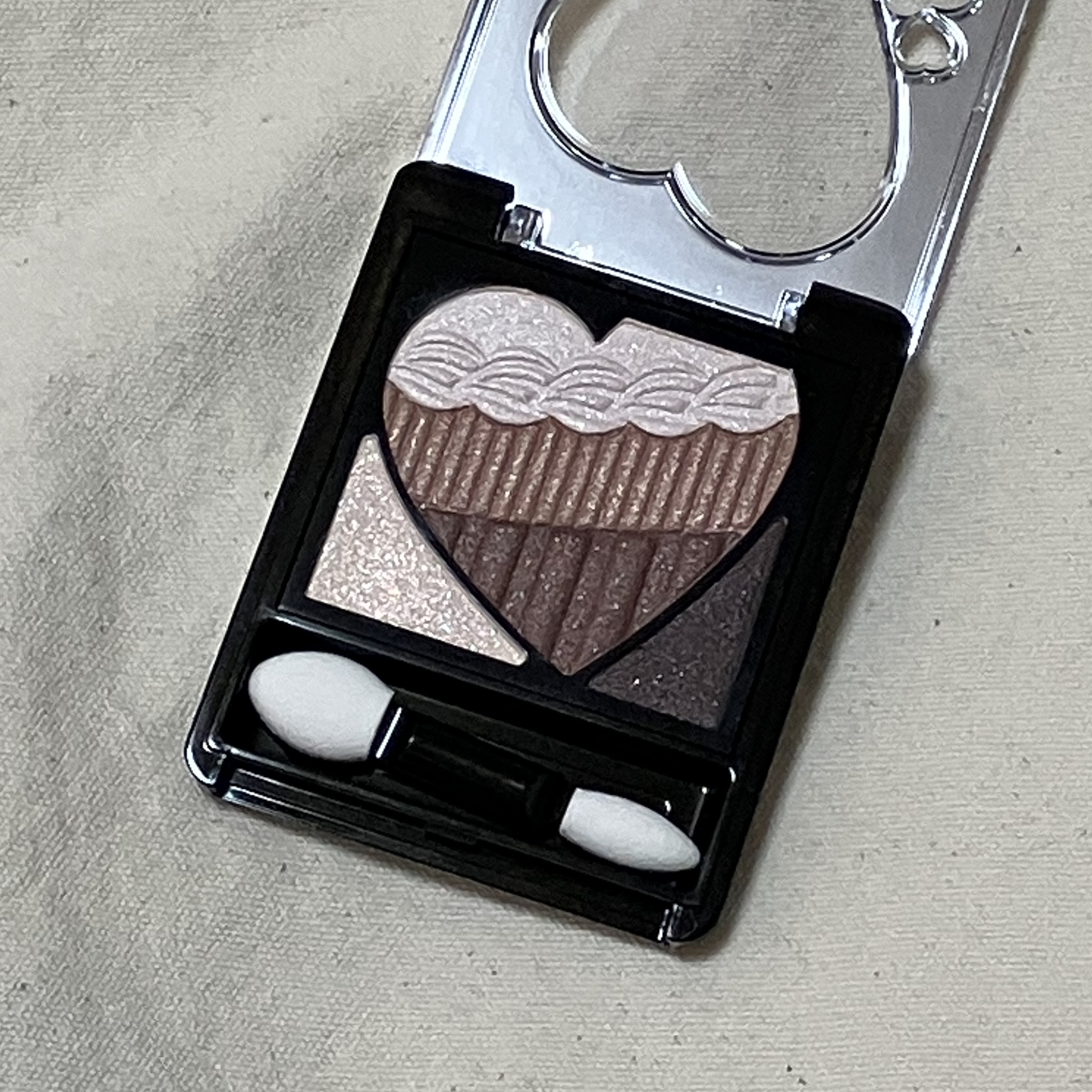 ヌーディーグラデアイズ/インテグレート/アイシャドウパレットを使ったクチコミ（3枚目）