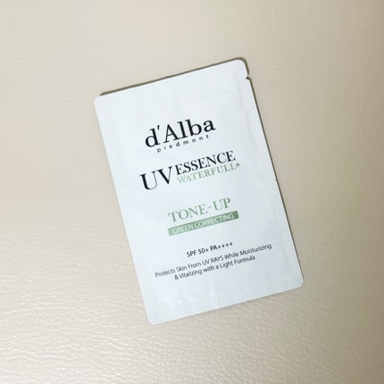 クリーンティーツリーリポソームトーンアップサンクリーム(グリーン)/ダルバ/日焼け止めクリームを使ったクチコミ(1枚目)