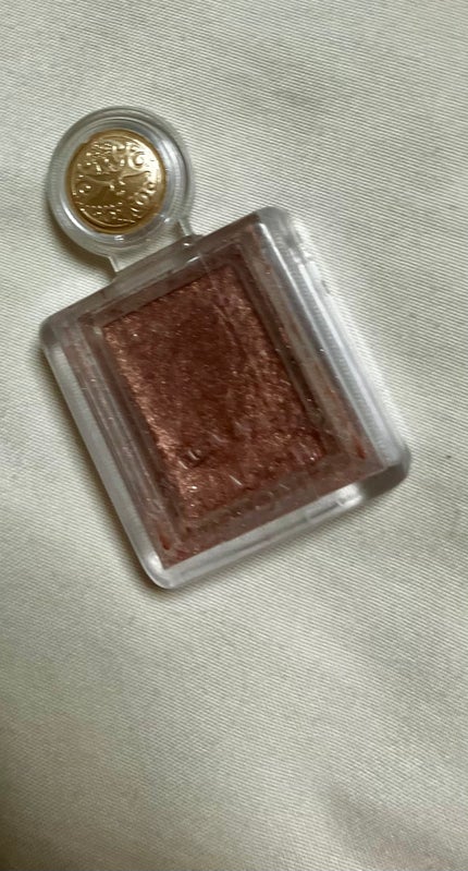 砂の女【フォロバ100】 on LIPS 「今日は生まれつき腫れぼったい右目にブラウン系のSR06左目にS..」(4枚目)