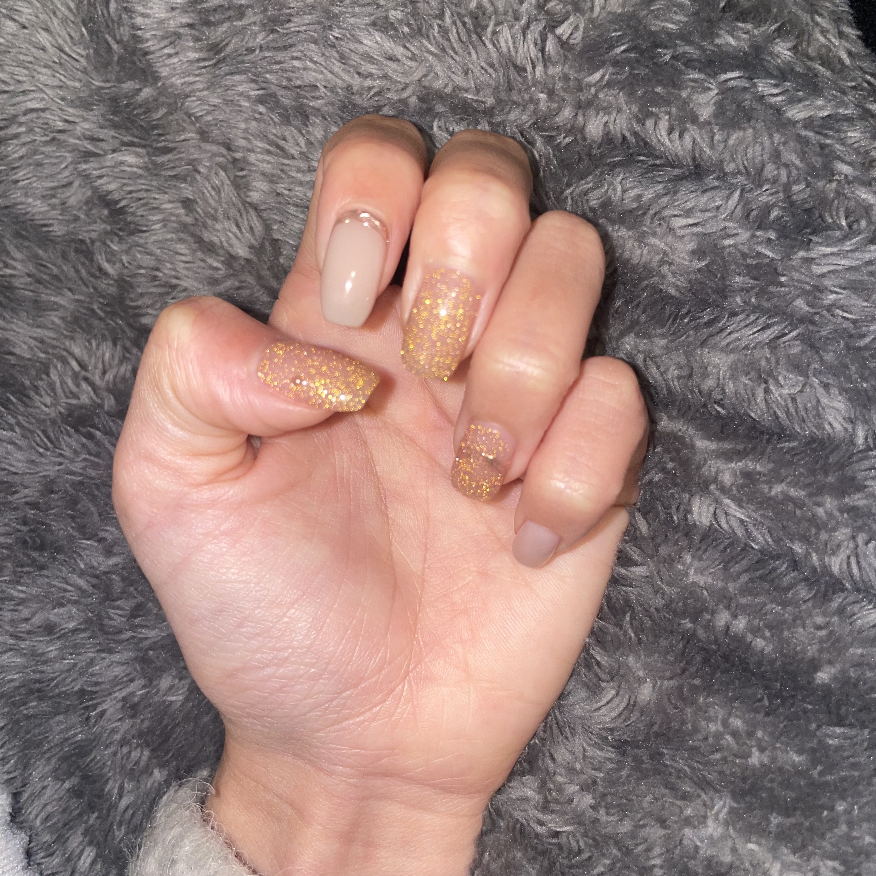 可愛いネイル♡

冬に向けてキラキラ系が恋しくなる❄️🎀🤍#ネイル