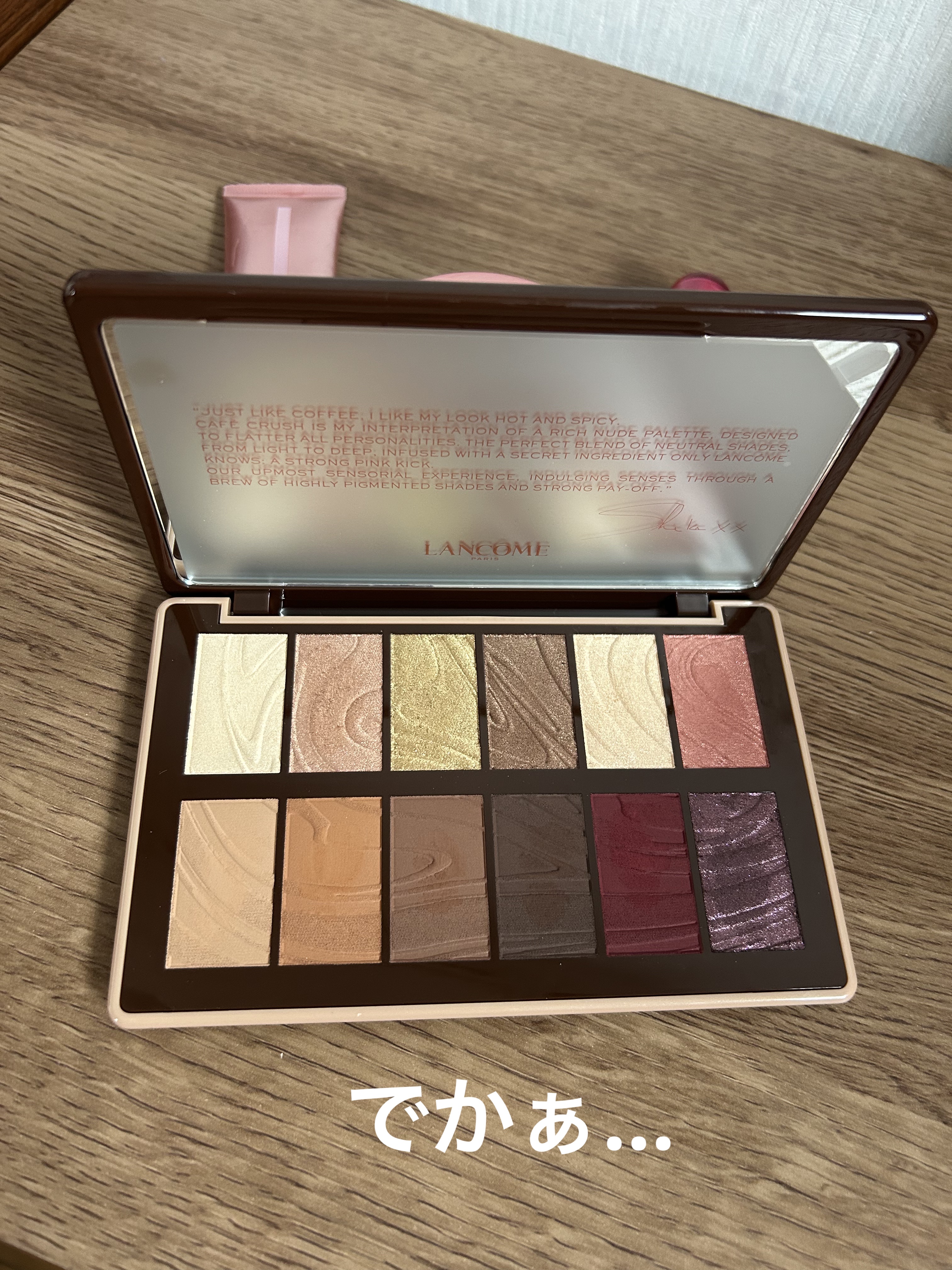 フィニッシングパウダー モイストC/チャコット・コスメティクス/ルースパウダーを使ったクチコミ（2枚目）