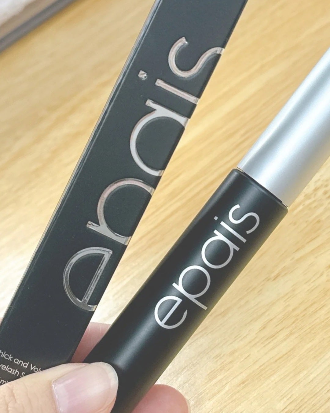 アイラッシュブラックセラム/epais/まつげ美容液を使ったクチコミ(4枚目)