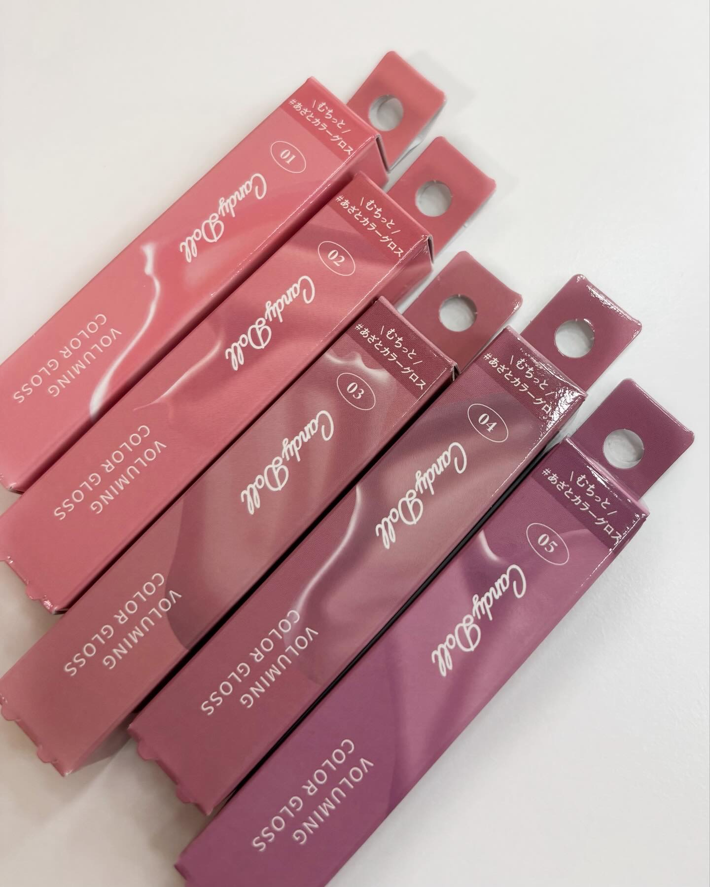 ボリューミングカラーグロス 03 メープルムード/CandyDoll/リップグロスを使ったクチコミ（2枚目）