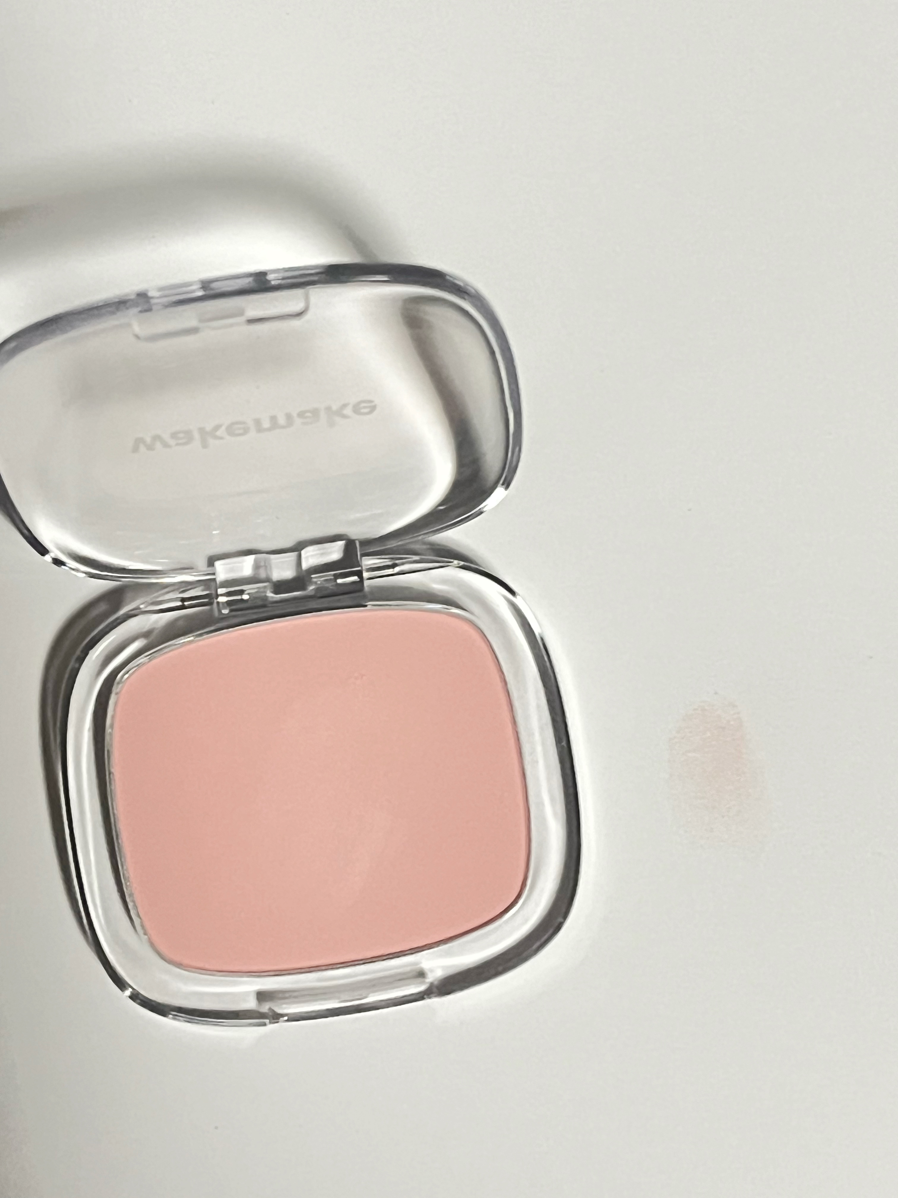 シアーブリーズブラッシャー 03 ペールピンク/wakemake/パウダーチークを使ったクチコミ（2枚目）