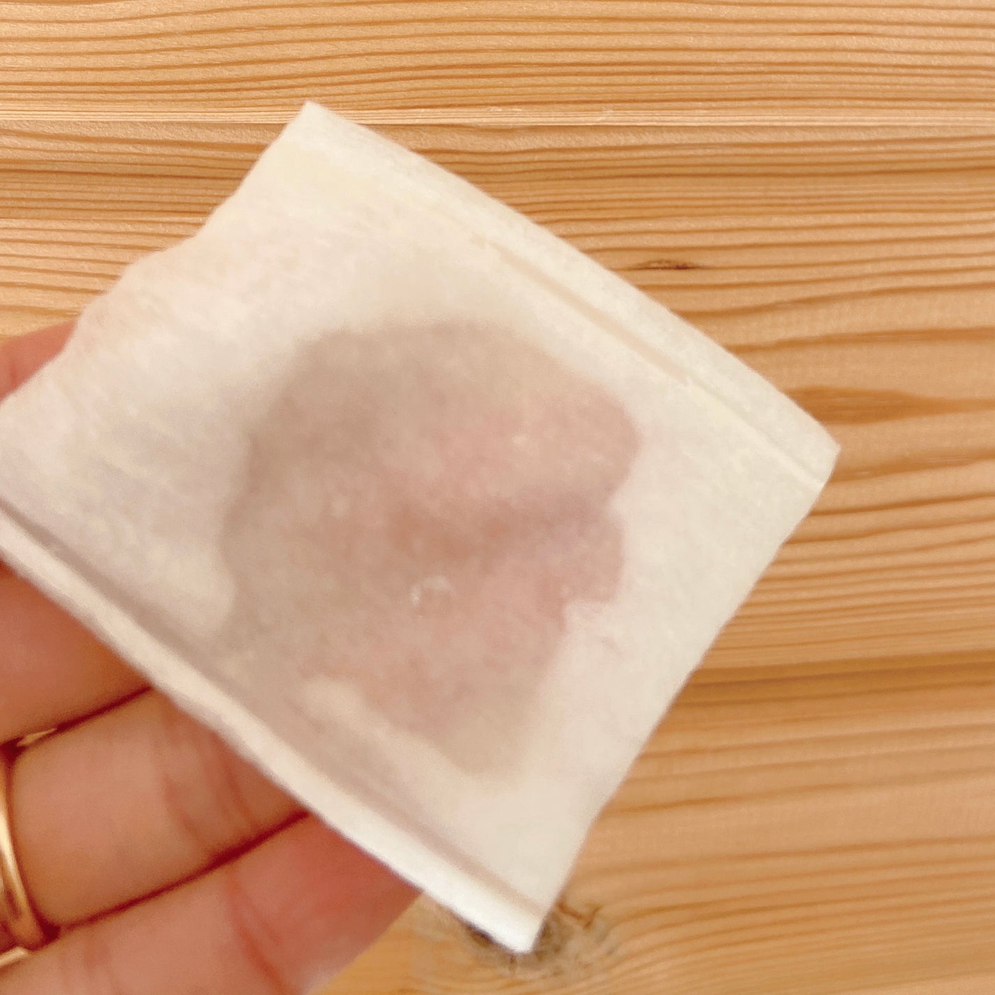 なめらかな肌あたりのコットンパフ/くらしリズム/コットンを使ったクチコミ(3枚目)