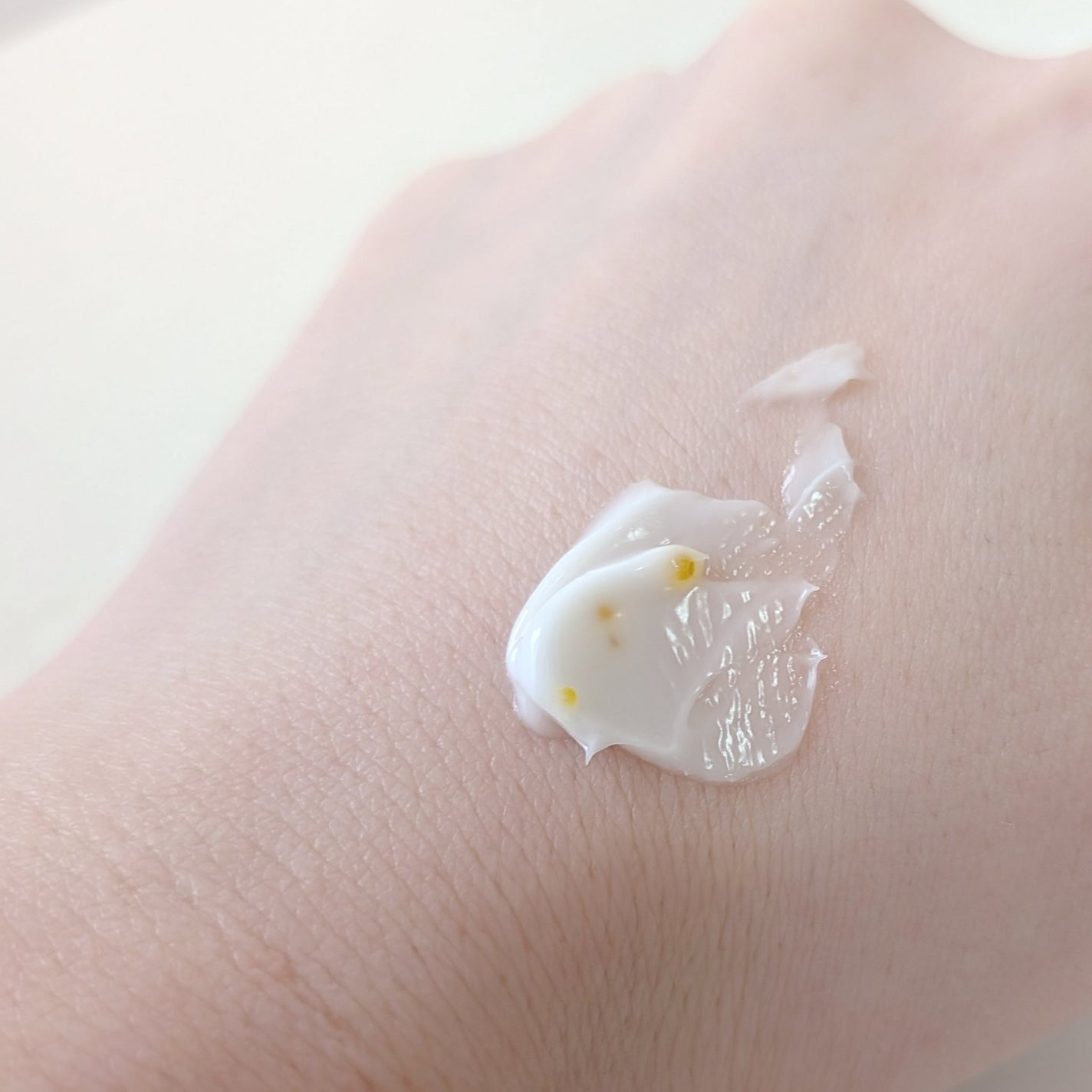 ビタトーニングカプセルクリーム/ダルバ/フェイスクリームを使ったクチコミ(3枚目)