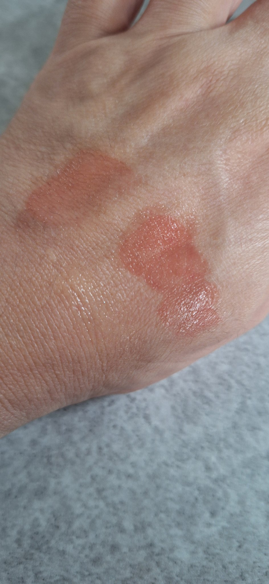 ウォータフルグロウティント 08 ロジスト/wakemake/リップティントを使ったクチコミ（3枚目）