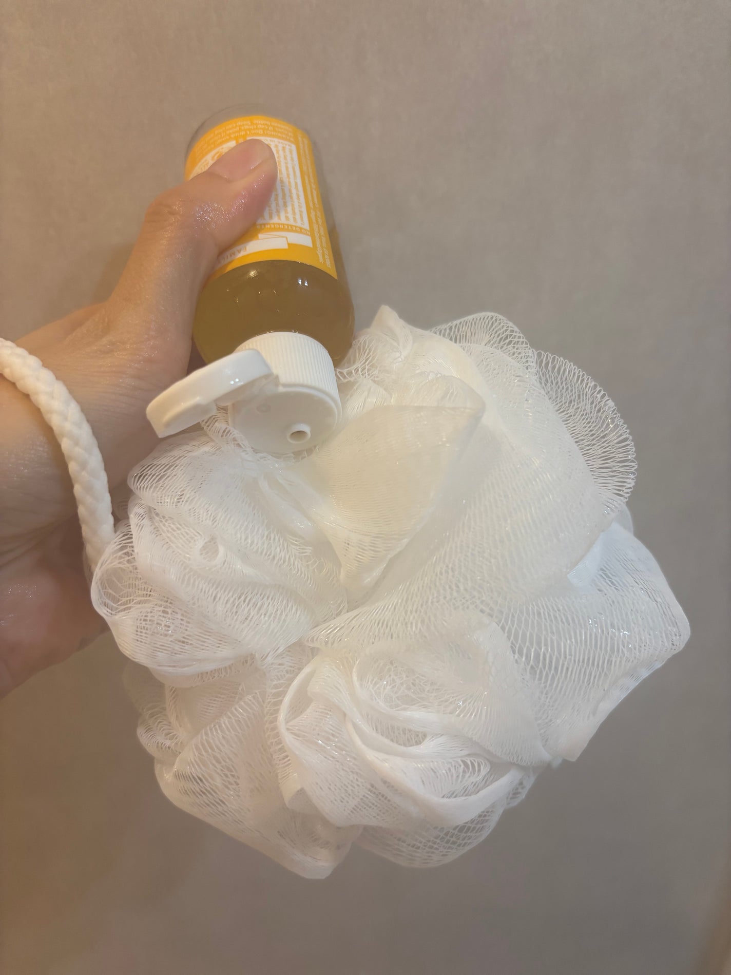 マジックソープ シトラスオレンジ/ドクターブロナー/ボディソープを使ったクチコミ(3枚目)