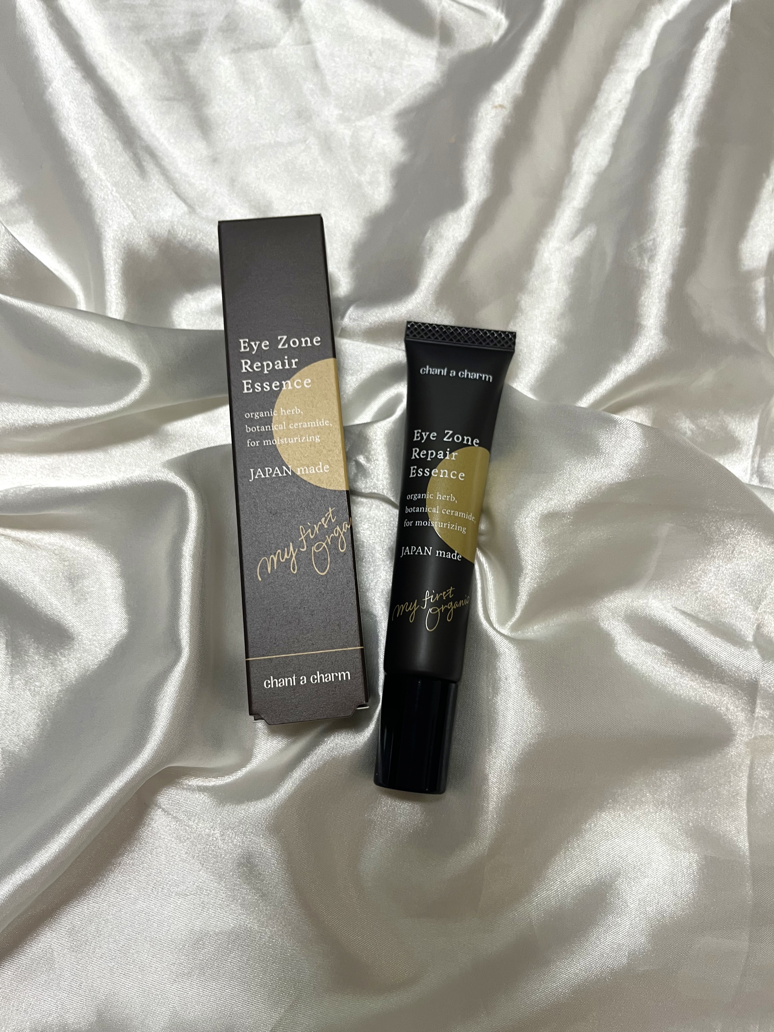 chant a charm  アイゾーンリペアエッセンスのクチコミ「chant a charm
アイゾーンリペアエッセンス
¥4,950

これからの季節、特に目.....」（1枚目）