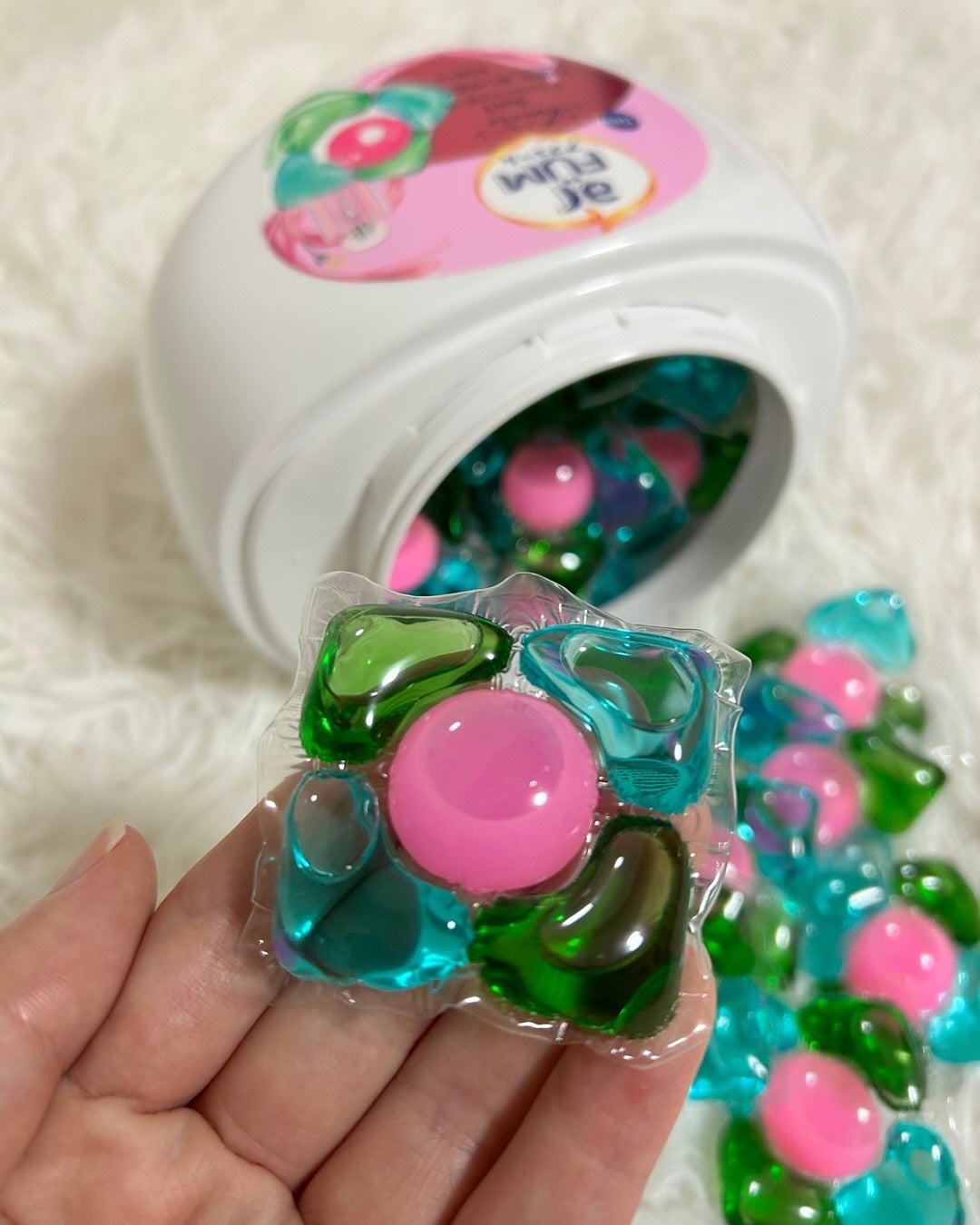 みきてぃ♡フォロバ100 on LIPS 「.最近お気に入りのランドリータイムアイテム🩵アロマと香水のいい..」(2枚目)