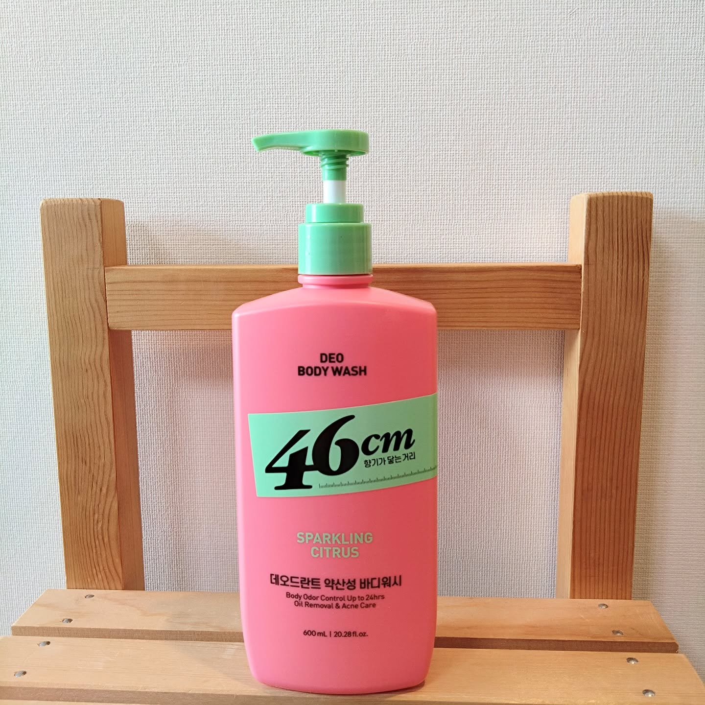 デオドラントボディウオッシュ  REFRESHING HERBAL/46cm/ボディソープを使ったクチコミ（2枚目）