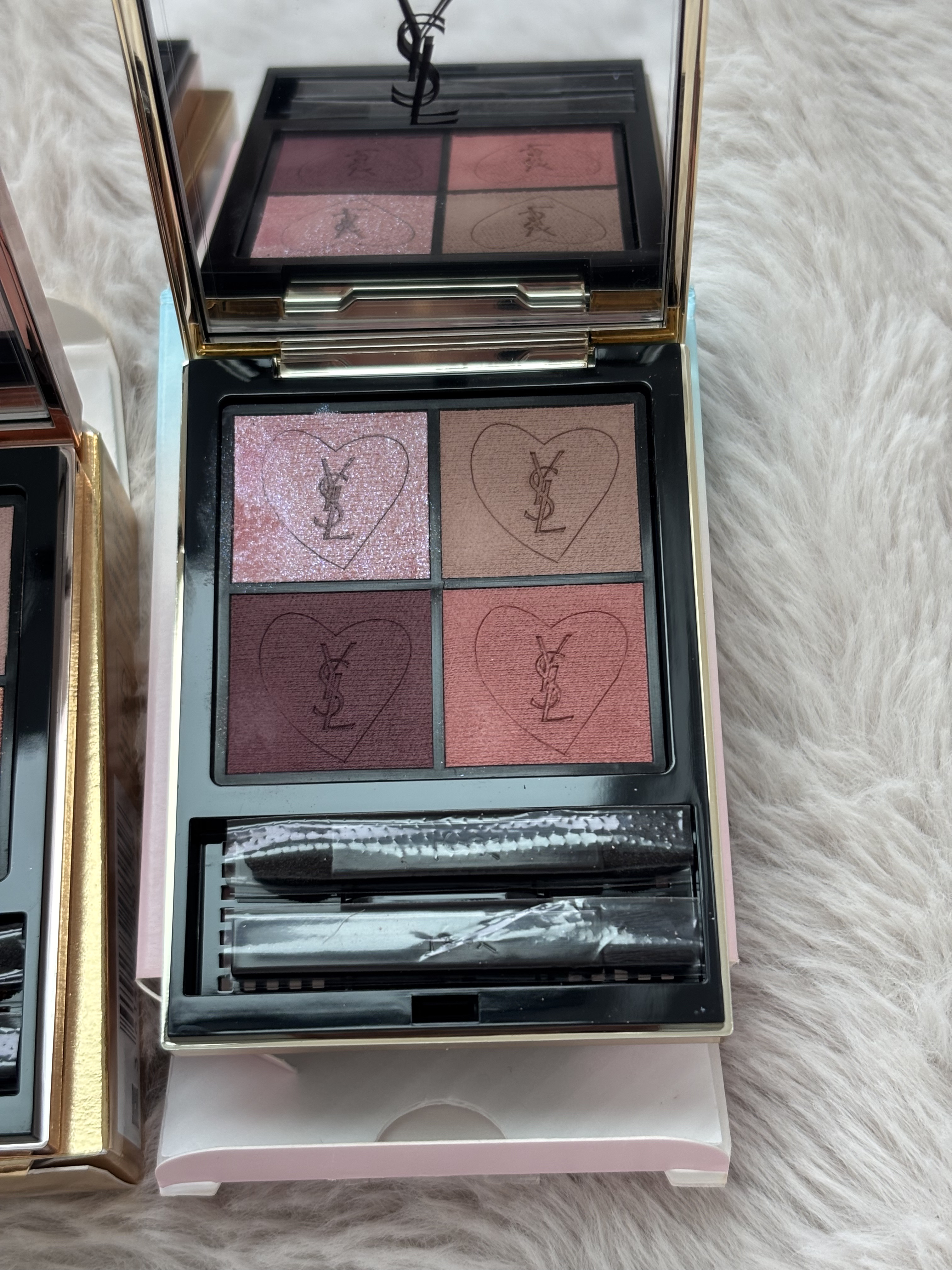 クチュール ミニ クラッチ/YVES SAINT LAURENT BEAUTE/アイシャドウパレットを使ったクチコミ（2枚目）