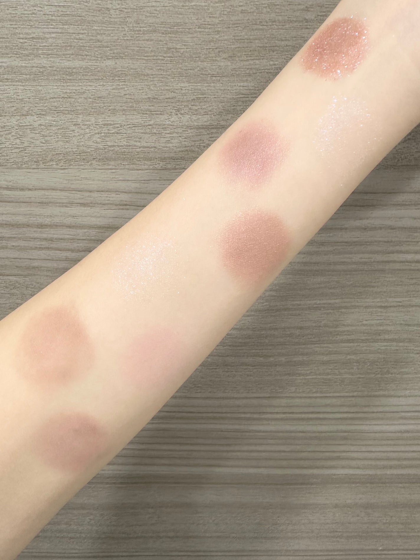 ツイン カラー アイシャドウ/ちふれ/アイシャドウパレットを使ったクチコミ(4枚目)