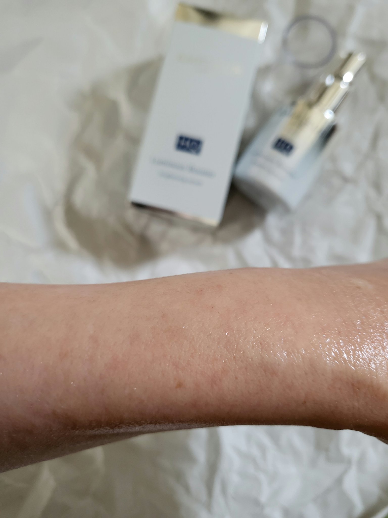 ルミナスHQブースター/アンプルール/ブースター・導入液を使ったクチコミ（3枚目）