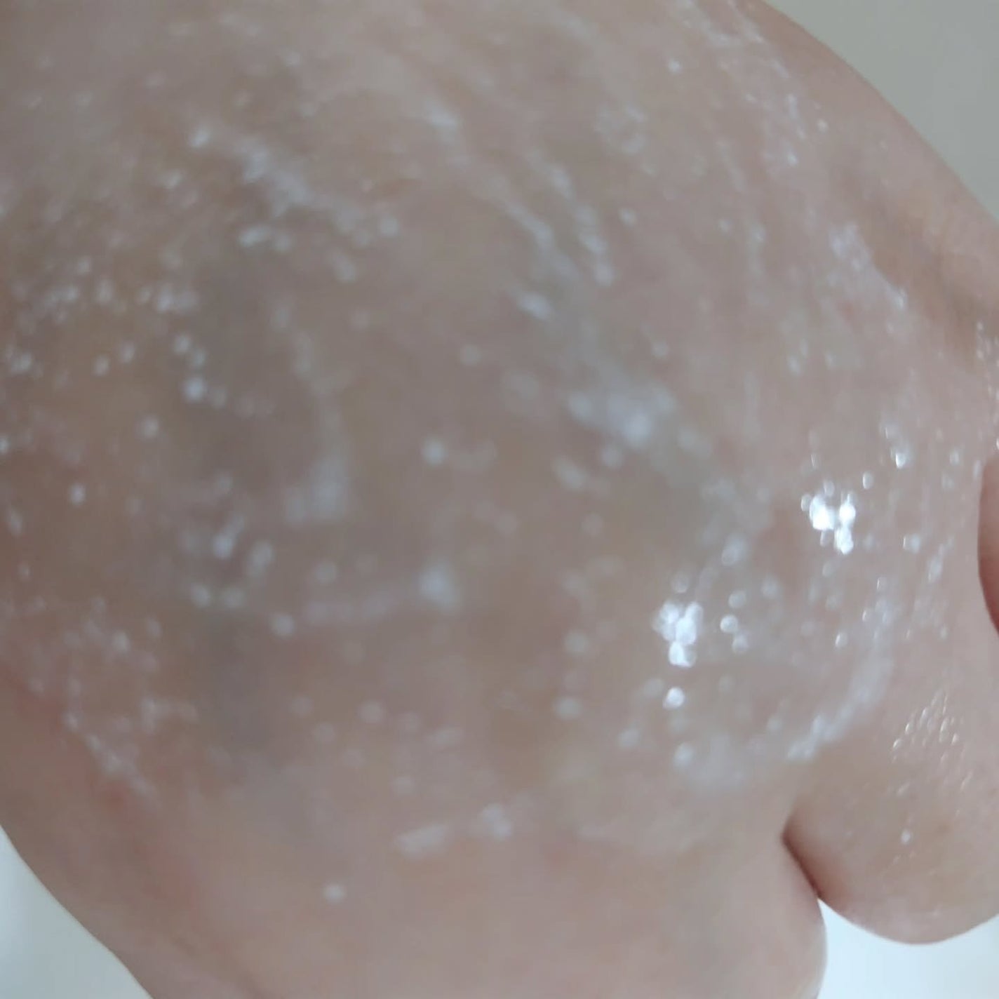 フェイススクラブ /HAP+R/スクラブ・ゴマージュを使ったクチコミ(2枚目)