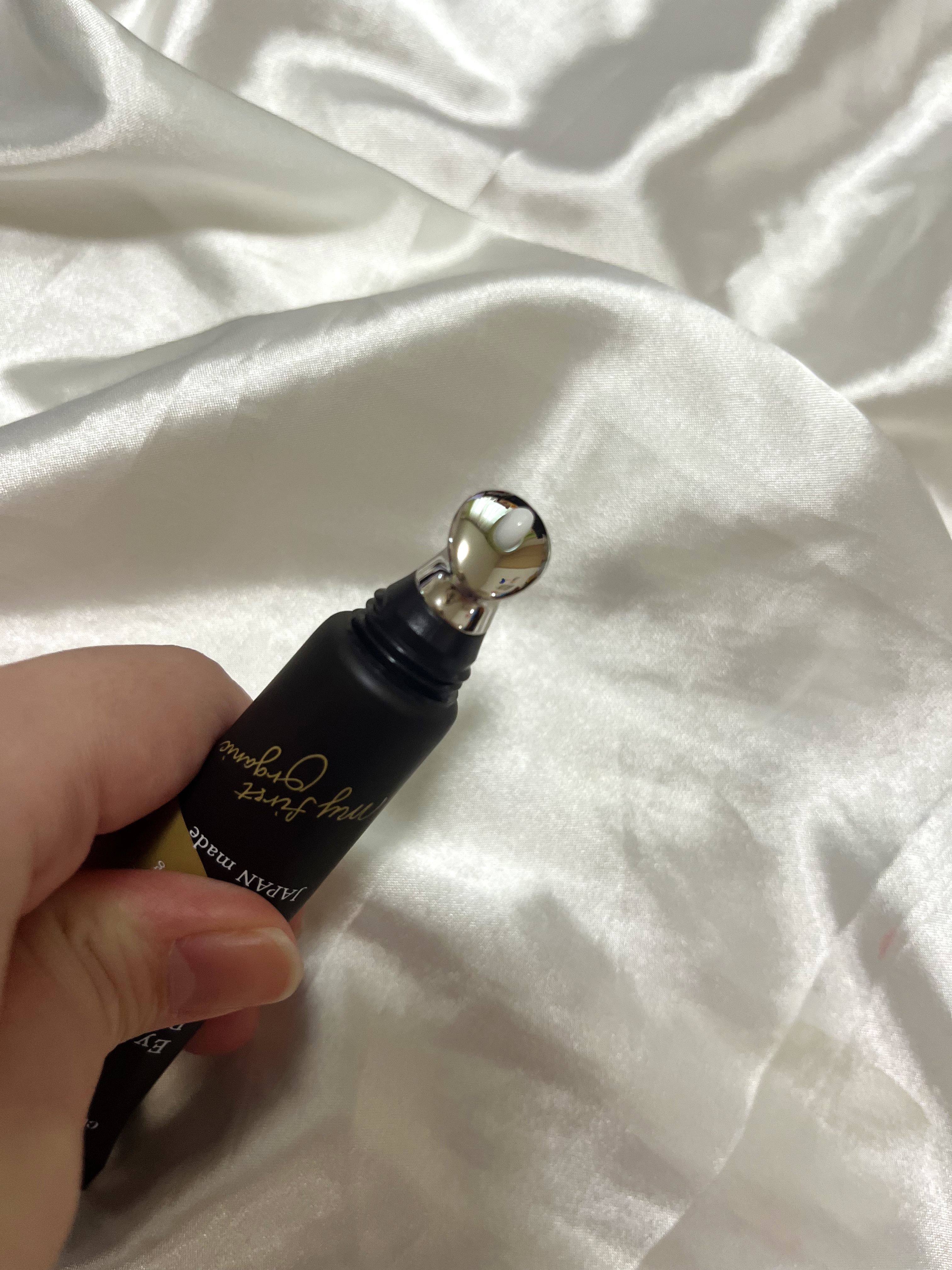 chant a charm  アイゾーンリペアエッセンスのクチコミ「chant a charm
アイゾーンリペアエッセンス
¥4,950

これからの季節、特に目.....」（2枚目）