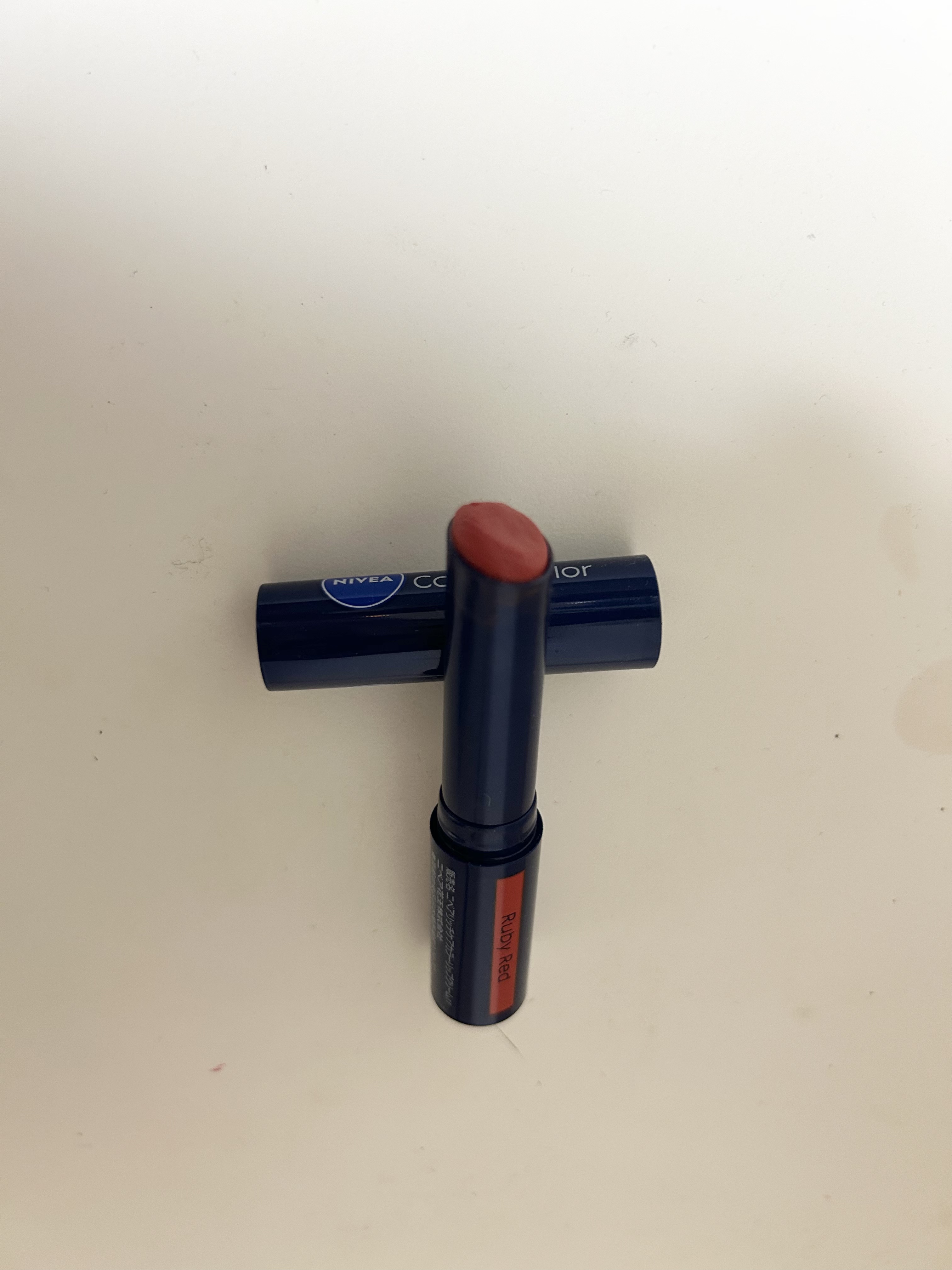 ニベア リッチケア＆カラーリップ ルビーレッド/ニベア/リップクリームを使ったクチコミ（2枚目）