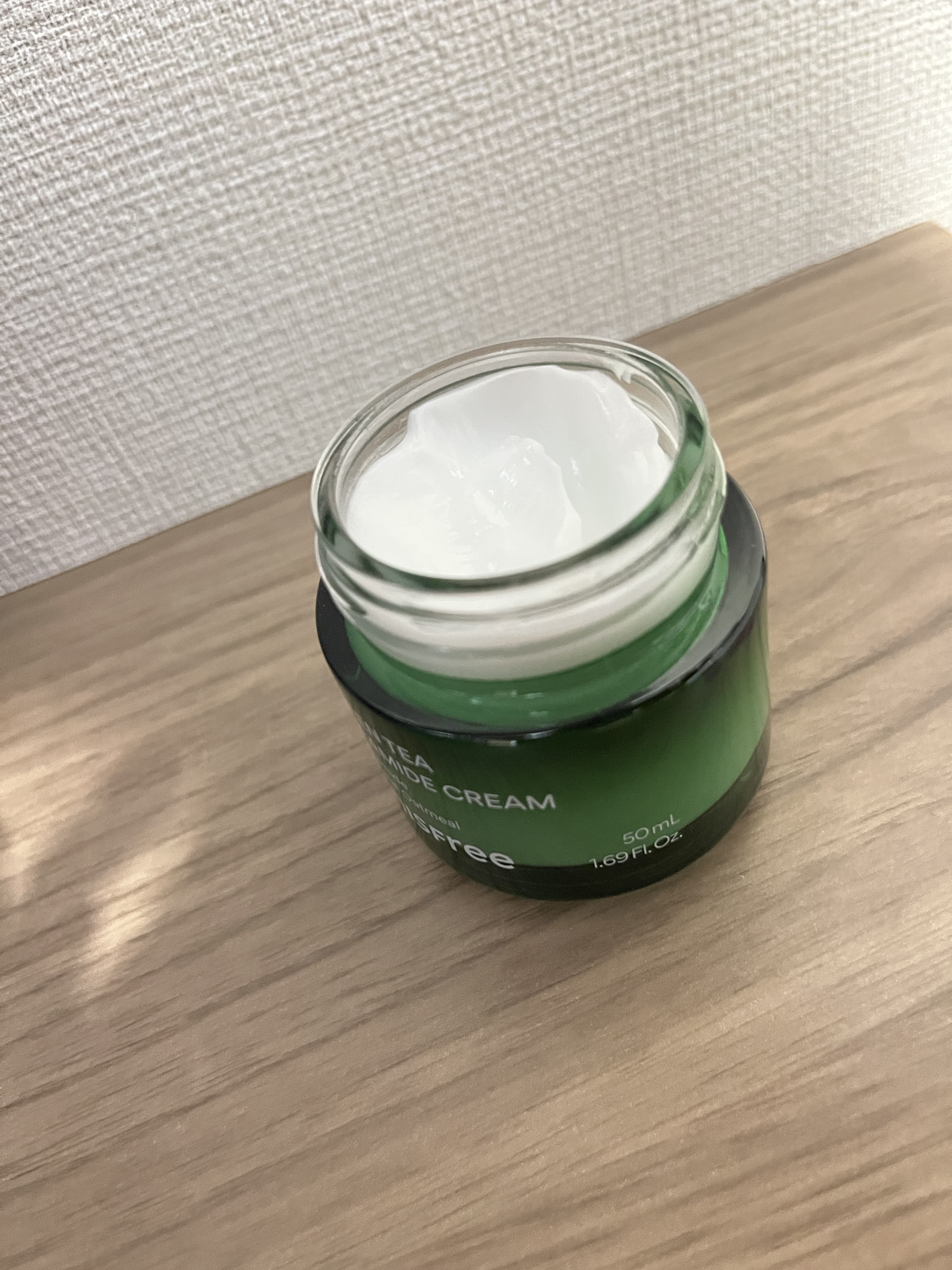 グリーンティー セラミド バリア クリーム​/innisfree/フェイスクリームを使ったクチコミ（2枚目）