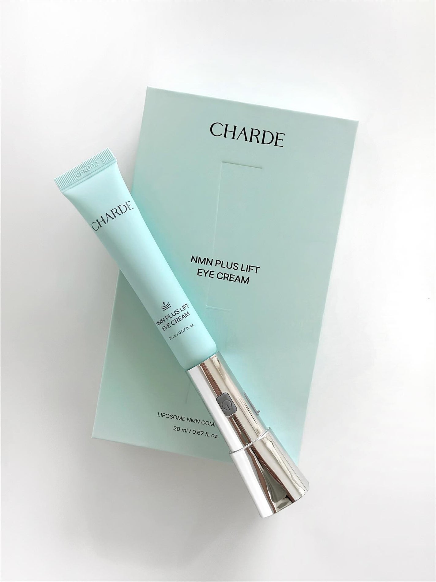 ナチュラル美人になりたい女 on LIPS 「【たった2分の将来格差ケア】・NMNプラスリフト振動アイクリー..」(1枚目)