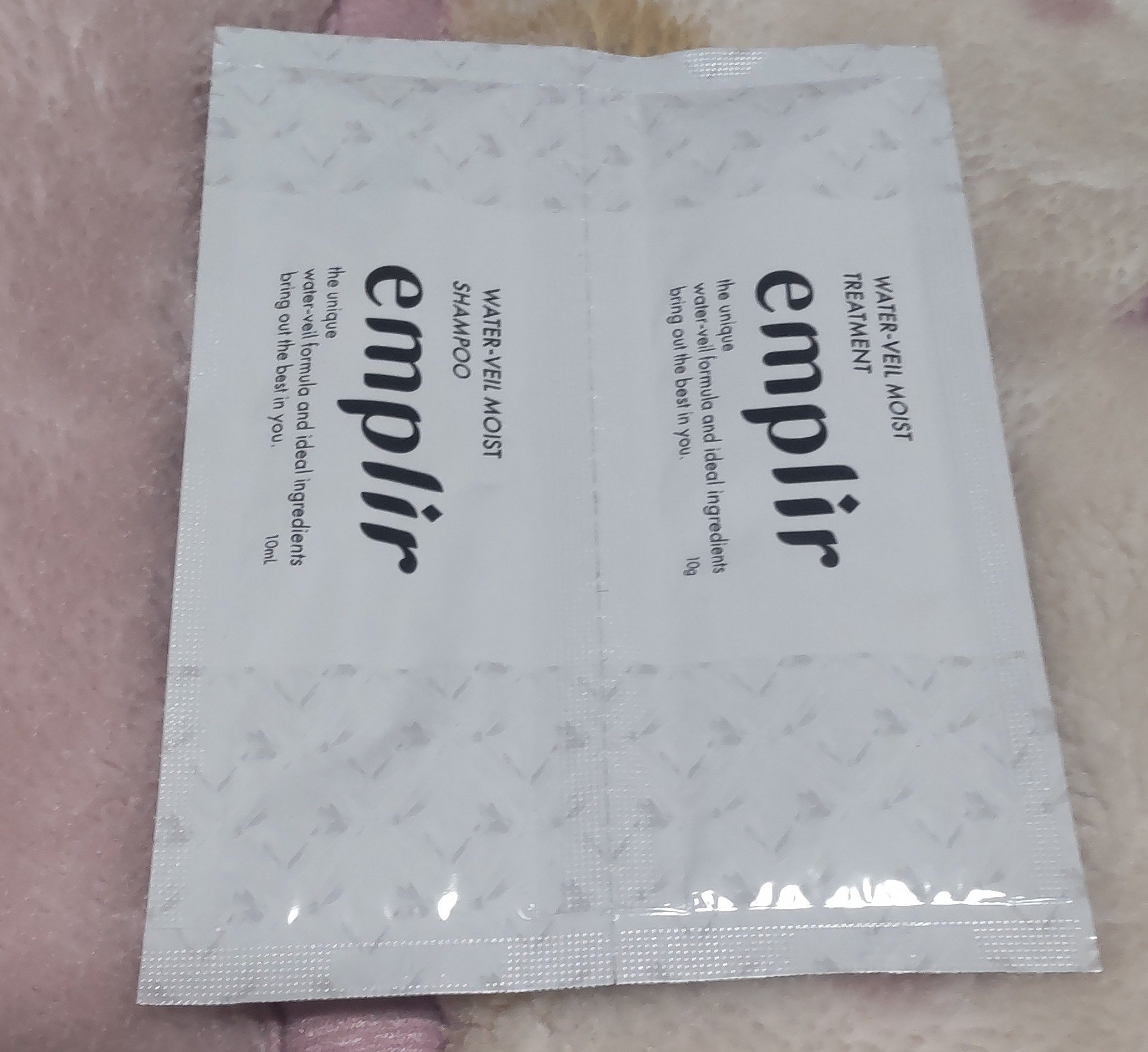 ウォーターベール　モイストシャンプー／トリートメント トライアルセット10+10 mL/emplir/市販シャンプーを使ったクチコミ（1枚目）