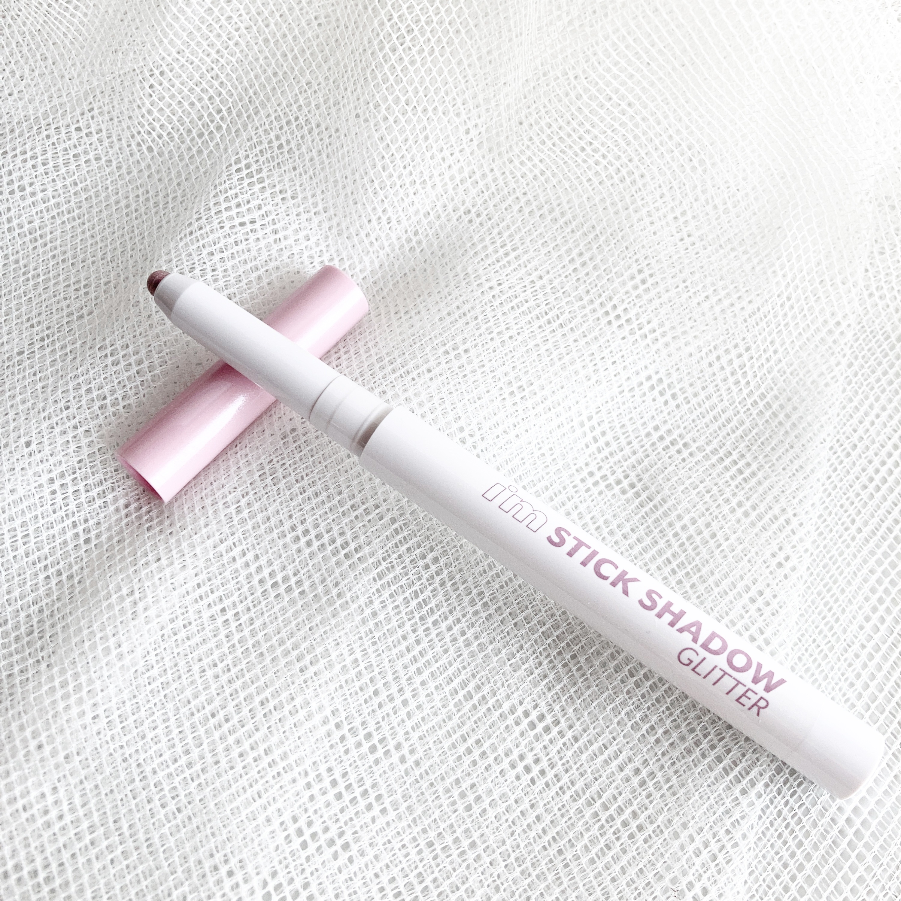 i'm Stick Shadow Glitterr/i’m meme/スティックアイシャドウを使ったクチコミ（2枚目）