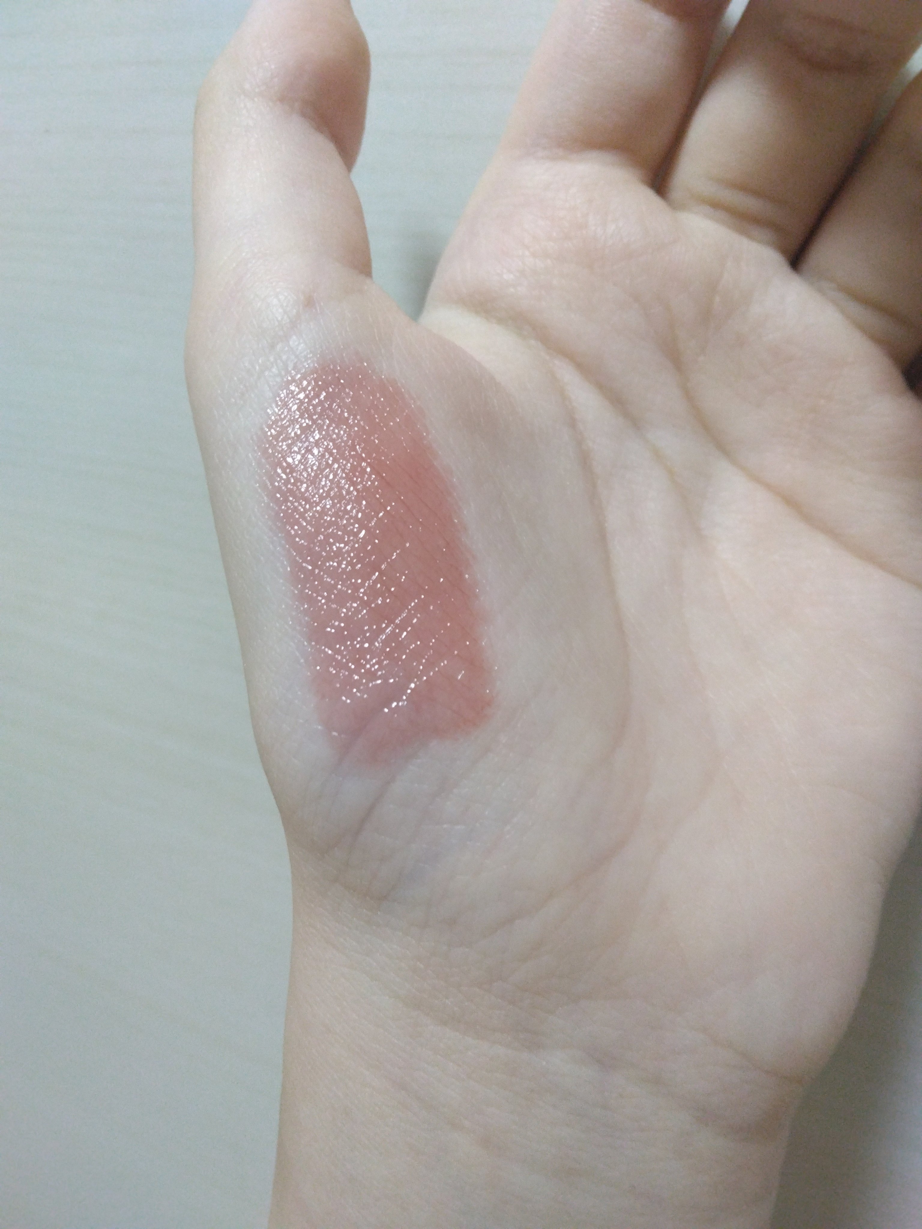 ザ ジューシーラスティングティント M02 ヌカダミア(ミニ)/rom&nd/リップティントを使ったクチコミ（2枚目）